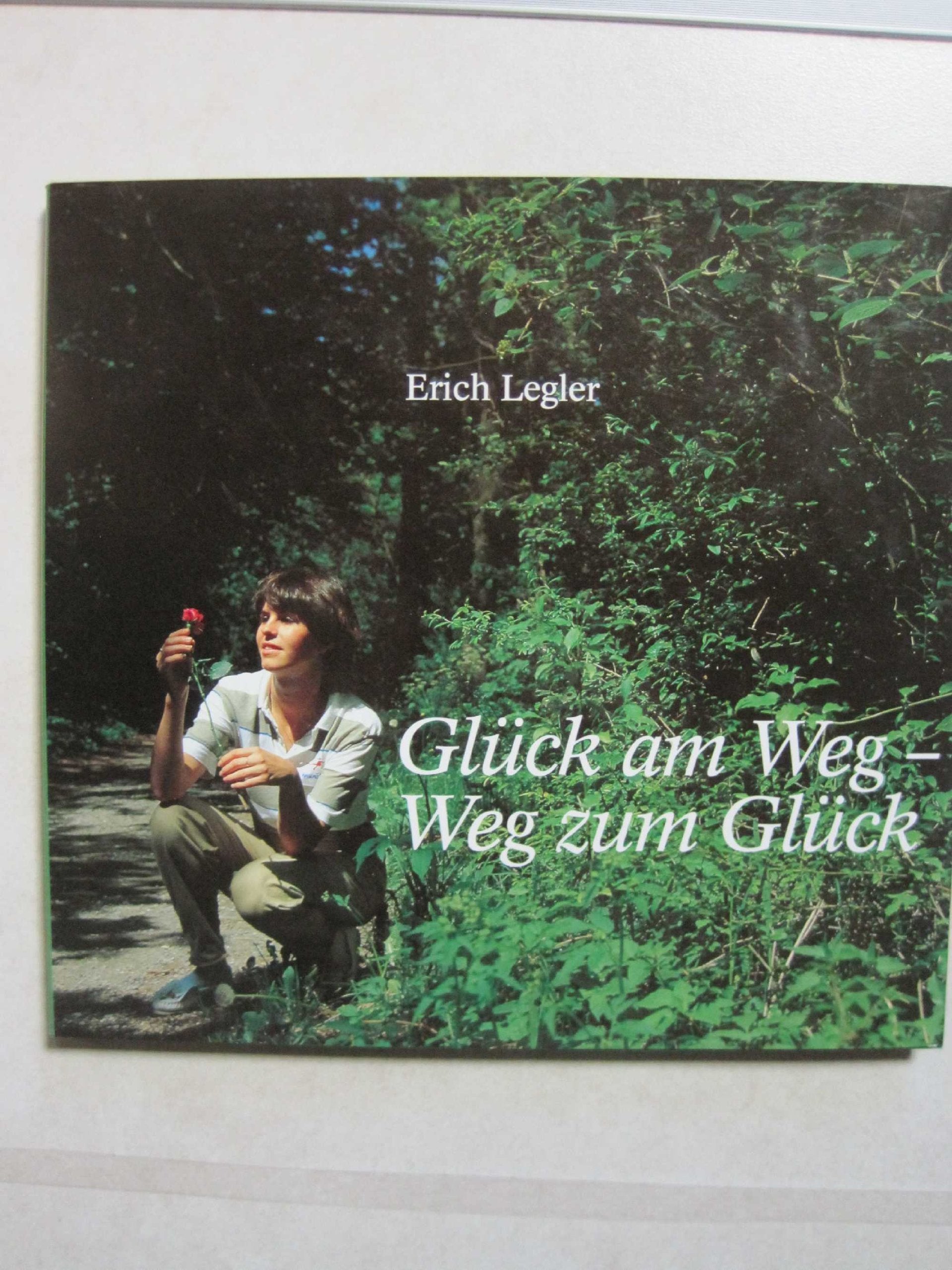 Glück am Weg, Weg zum Glück Books