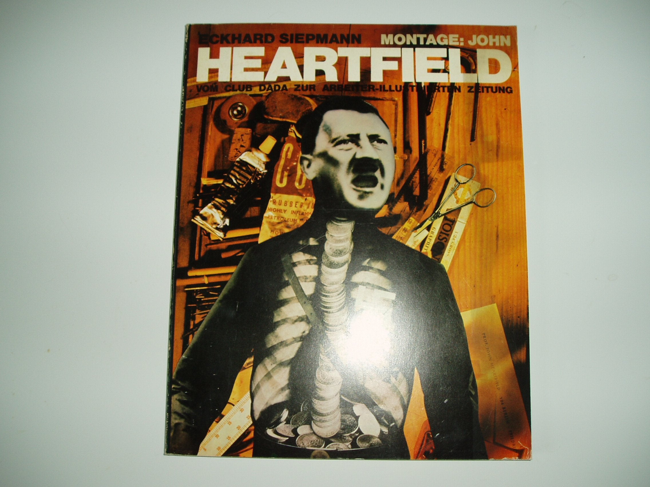 Montage: John Heartfield. Vom Club Dada zur Arbeiter Illustrierten Zeitung Film, Art & Culture