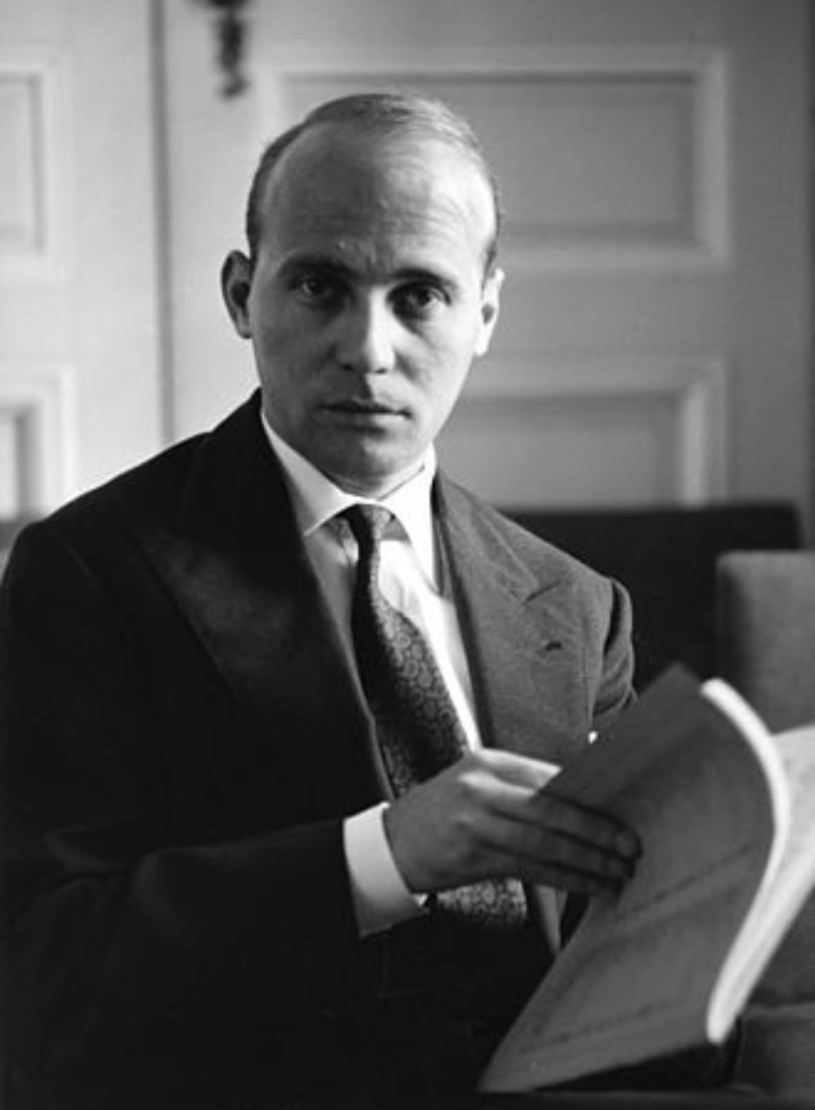Hans Werner Henze: Ein politischer Musiker. Zwölf Vorlesungen Arts & Music