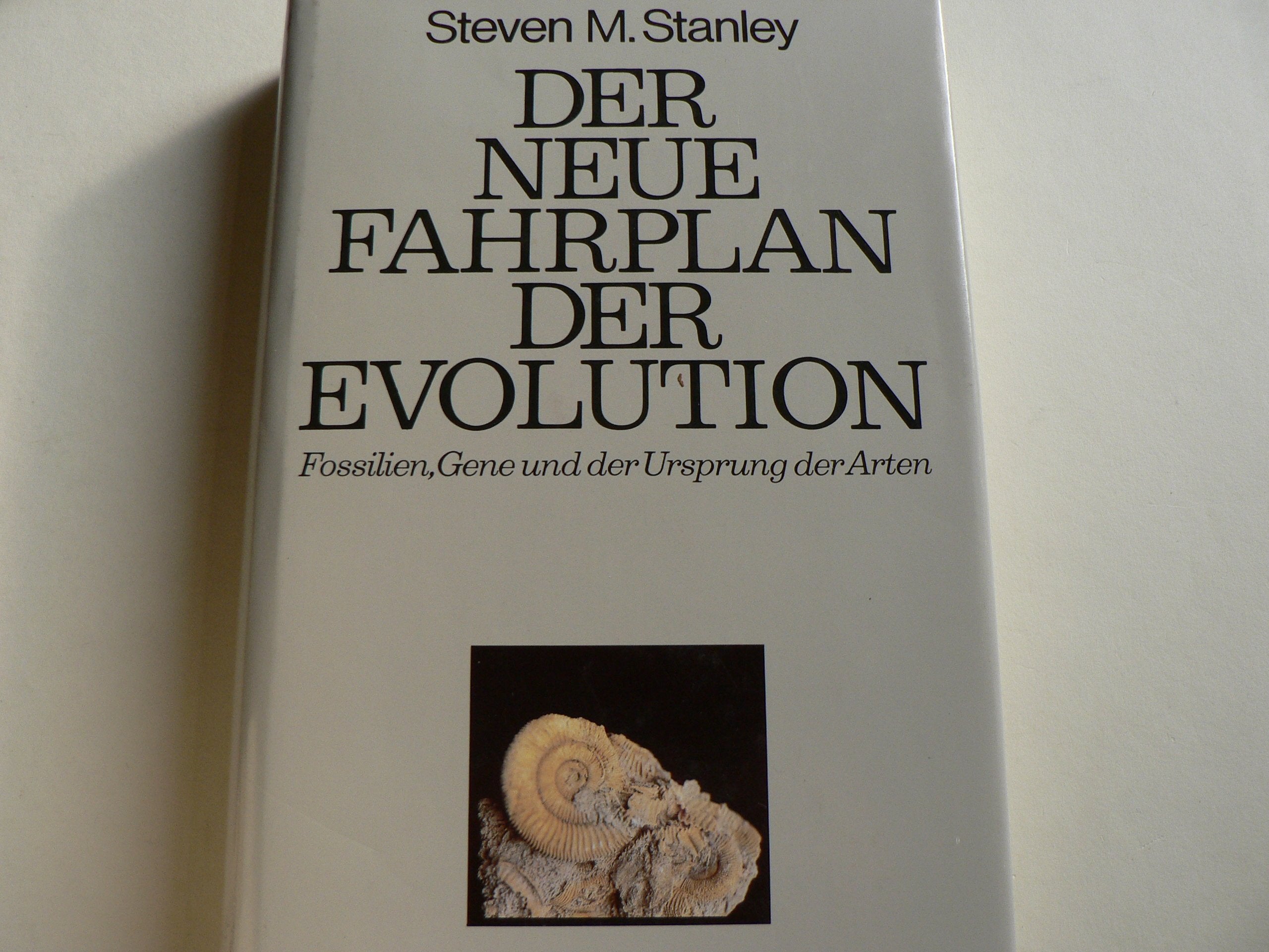 Der neue Fahrplan der Evolution. Fossilien, Gene und der Ursprung der Arten book