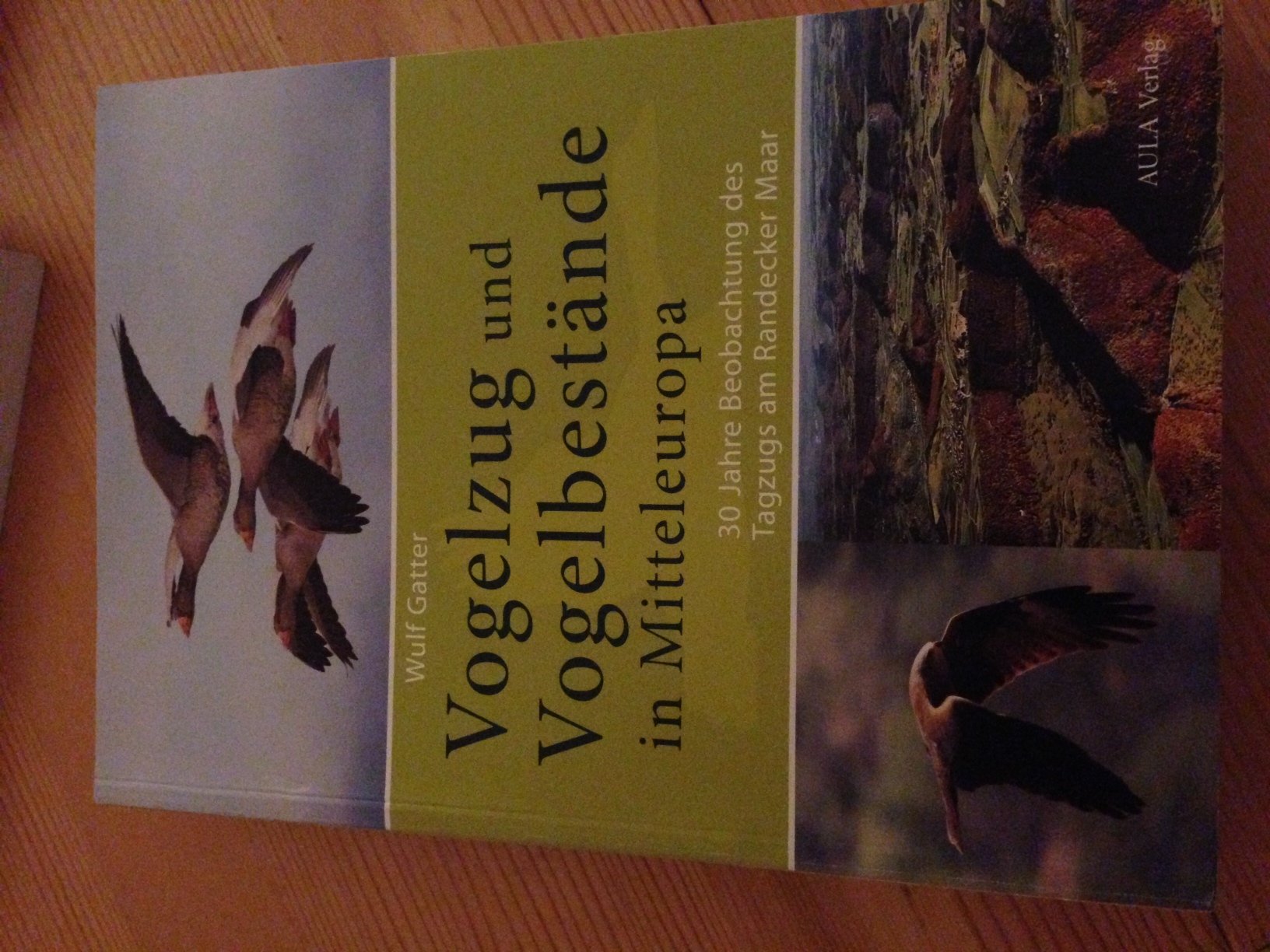 Vogelzug und Vogelbestände in Mitteleuropa. book