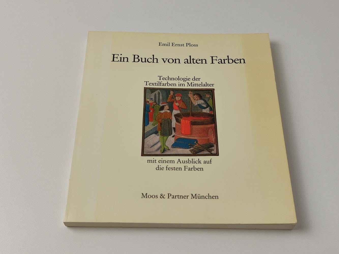 Ein Buch von alten Farben Art & Literature Books