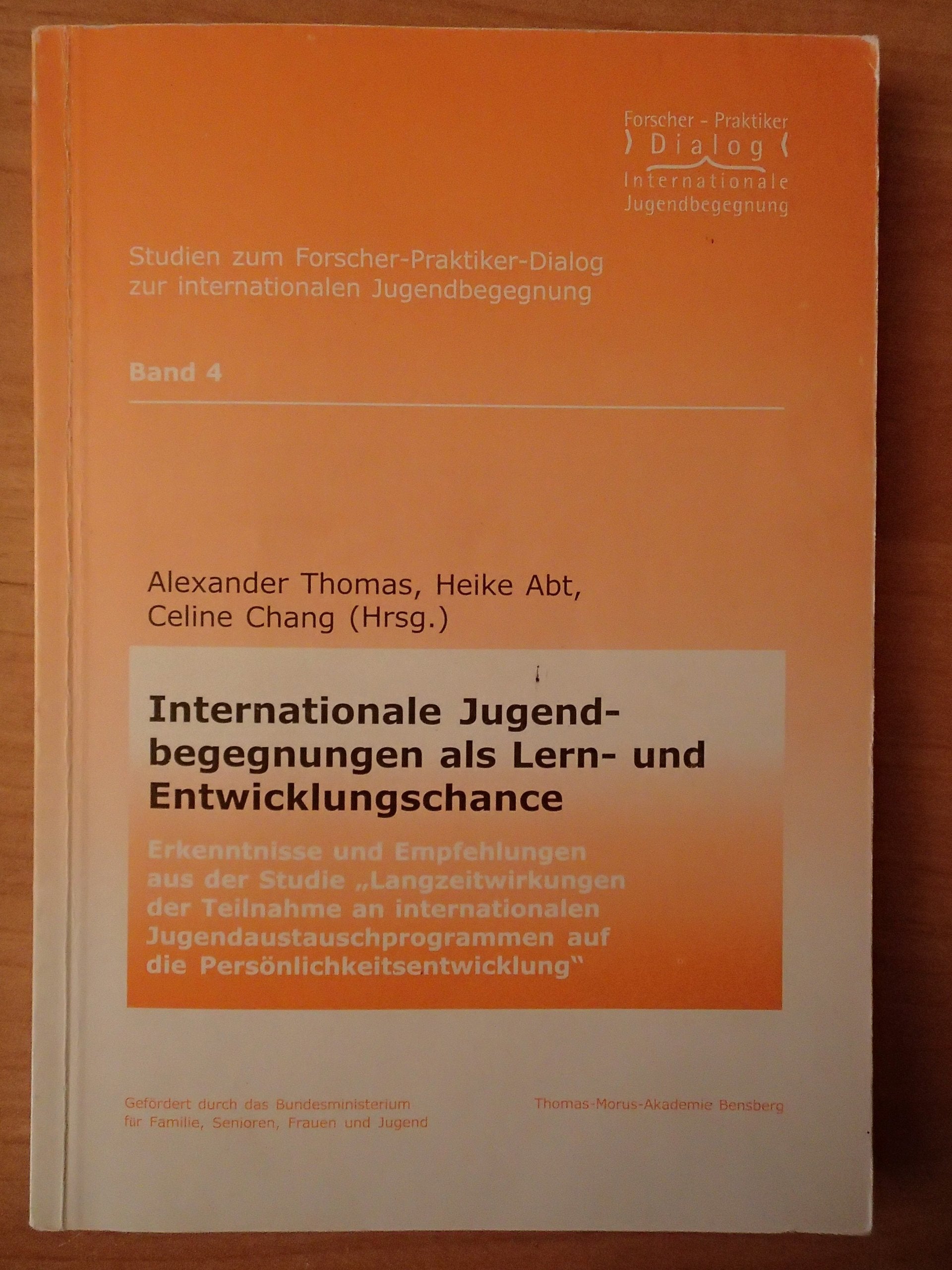 Internationale Jugendbegegnungen als Lern- und Entwicklungschance: Erkenntnisse und Empfehlungen aus der Studie "Langzeitwirkungen der Teilnahme an ... zur internationalen Jugendbegegnung) Law