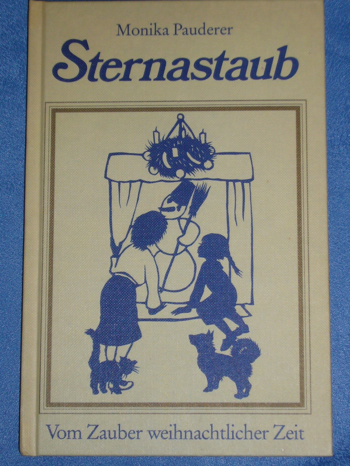Sternastaub: Verzauberte Weihnachtszeit Books