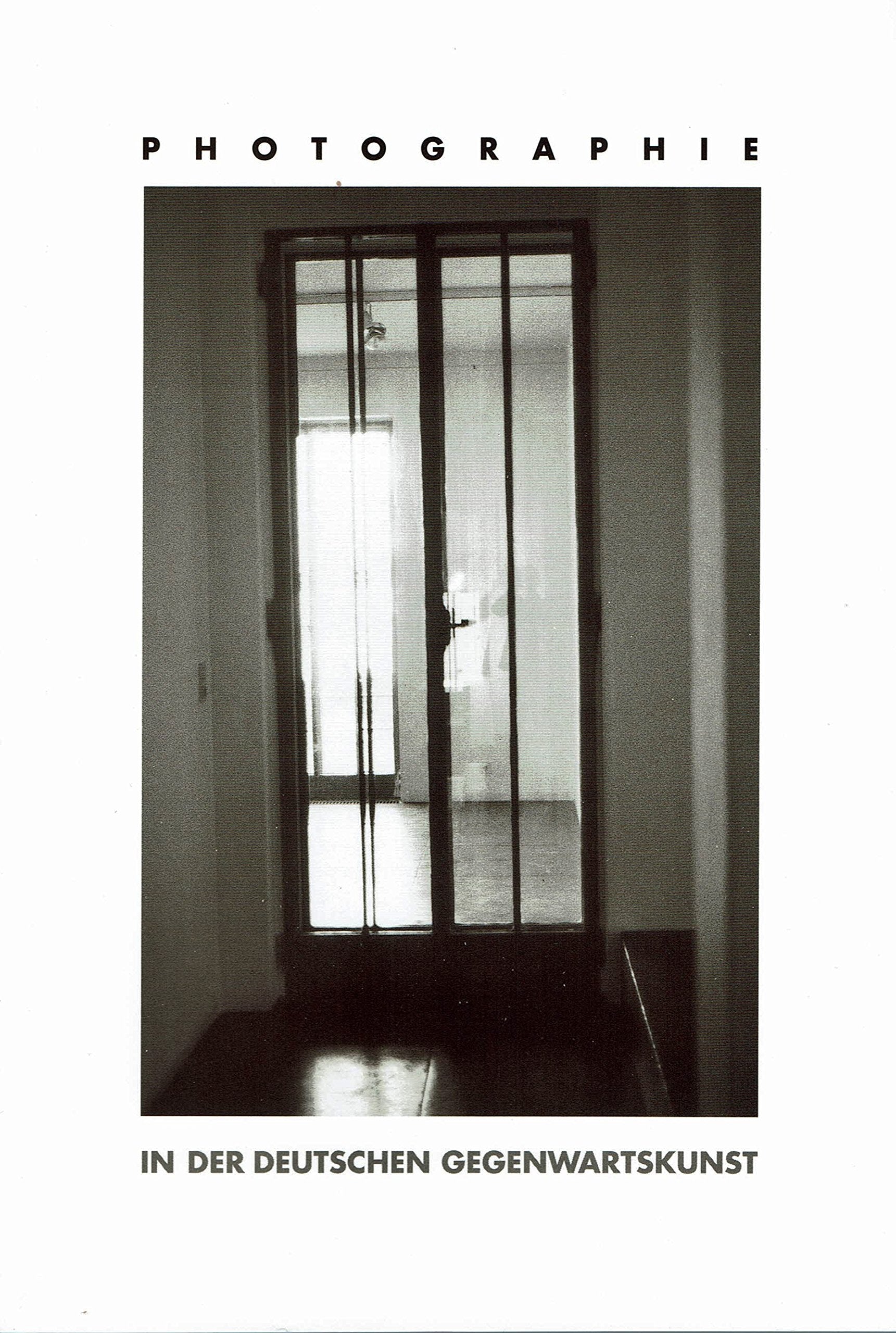 Texte. Photographie in der deutschen Gegenwartskunst. Vortragstexte des Symposions "Photography in contemprorary german art: 1960 to the present". Ausstellungspublikation Museum Ludwig Köln. Text dt. Books