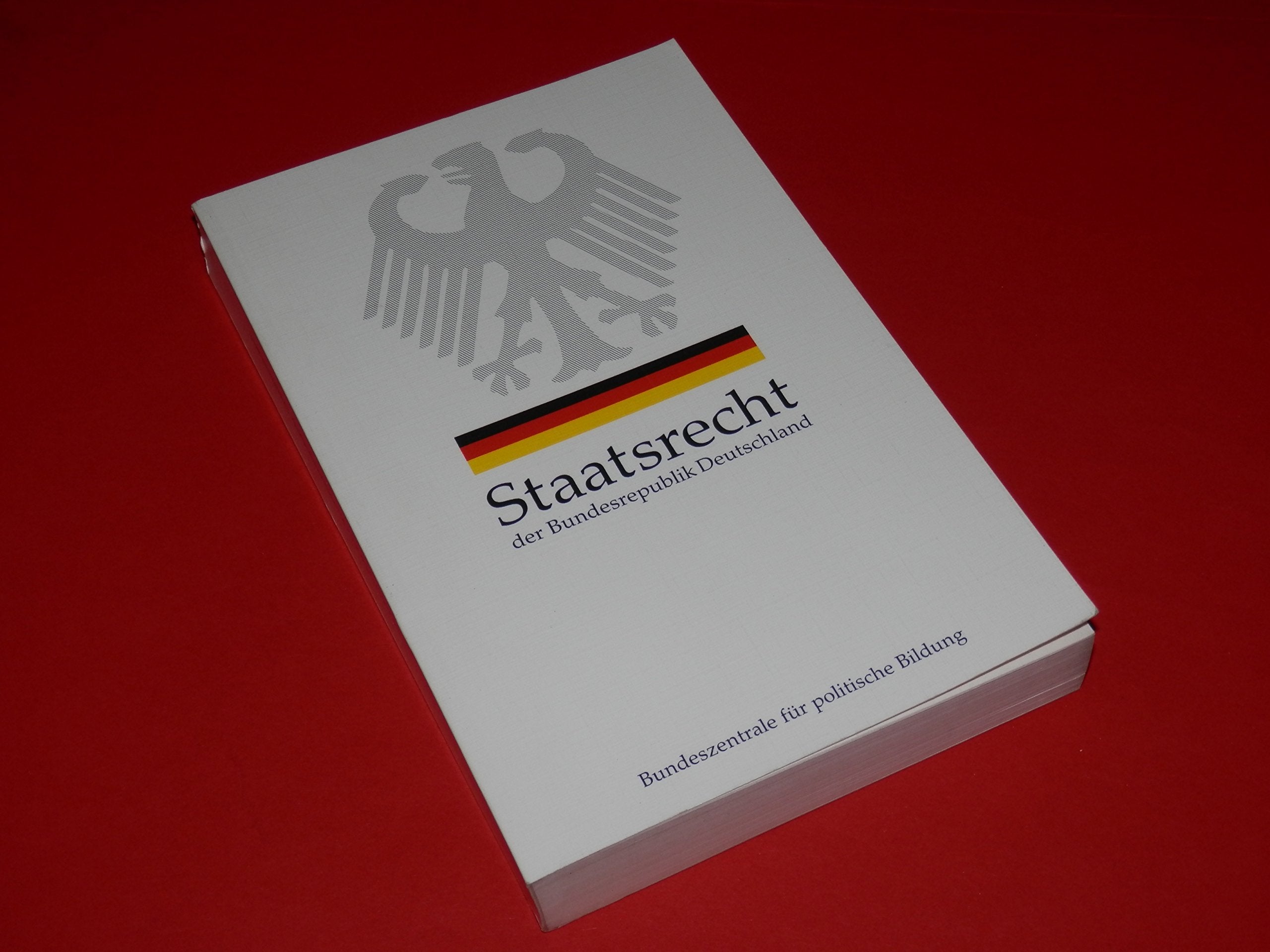 Staatsrecht der Bundesrepublik Deutschland. Books