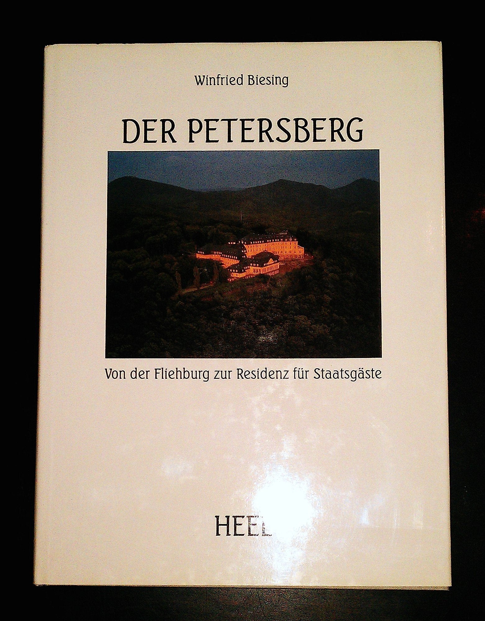 Der Petersberg: Von der Fliehburg zur Residenz für Staatsgäste Travel