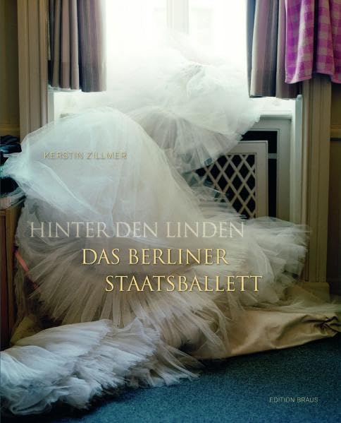 Hinter den Linden - Das Berliner Staatsballett Essays & Short Stories