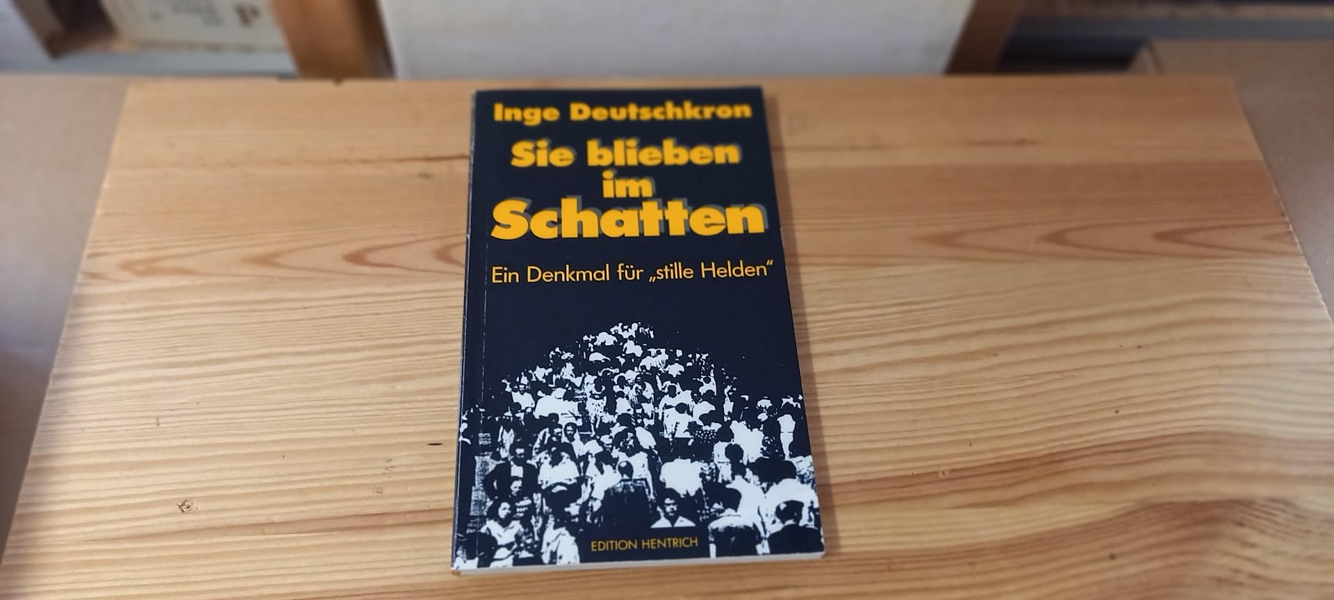 Sie blieben im Schatten German history books