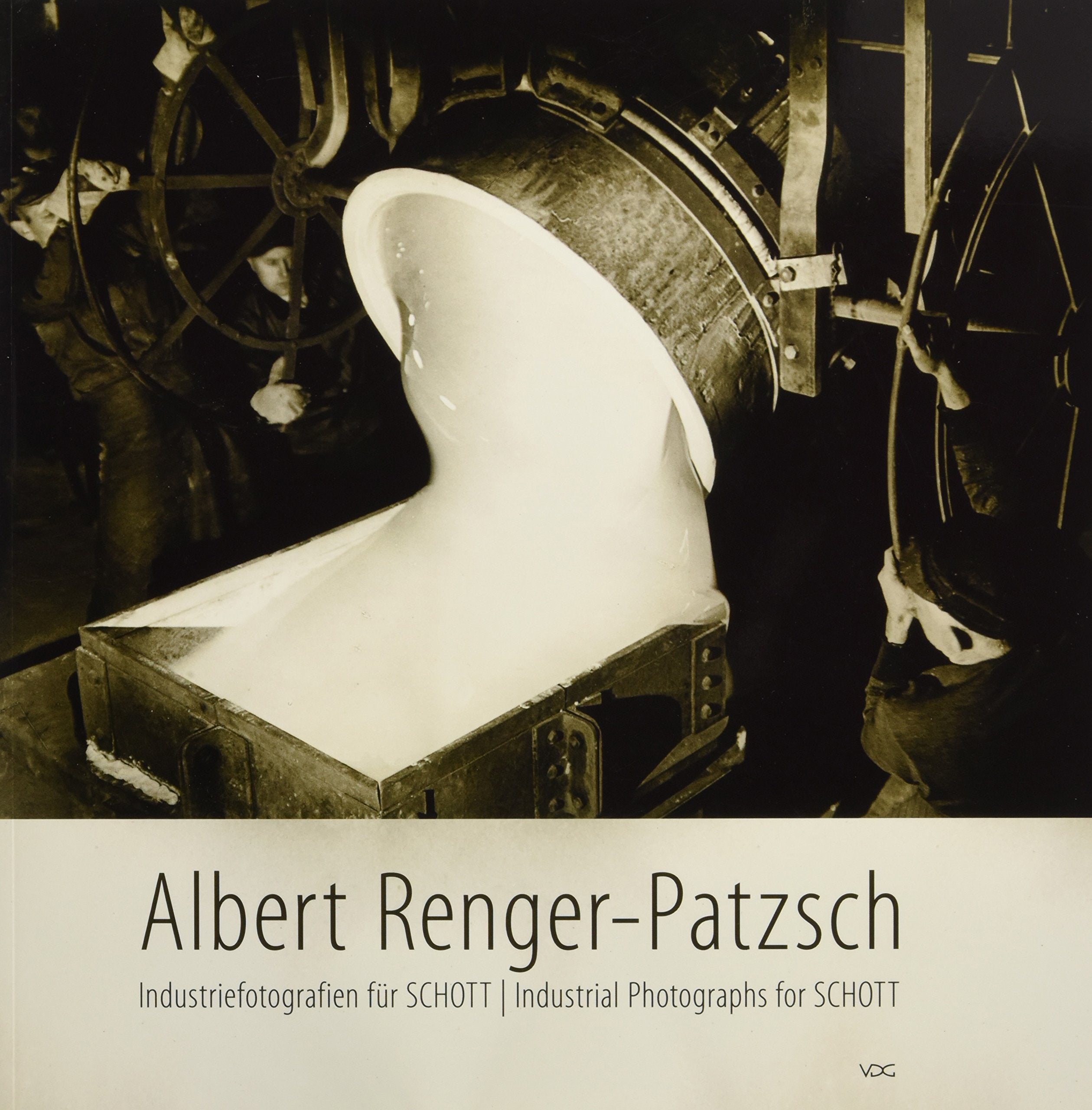 Albert Renger-Patzsch - Industriefotografien für SCHOTT Business & Technology