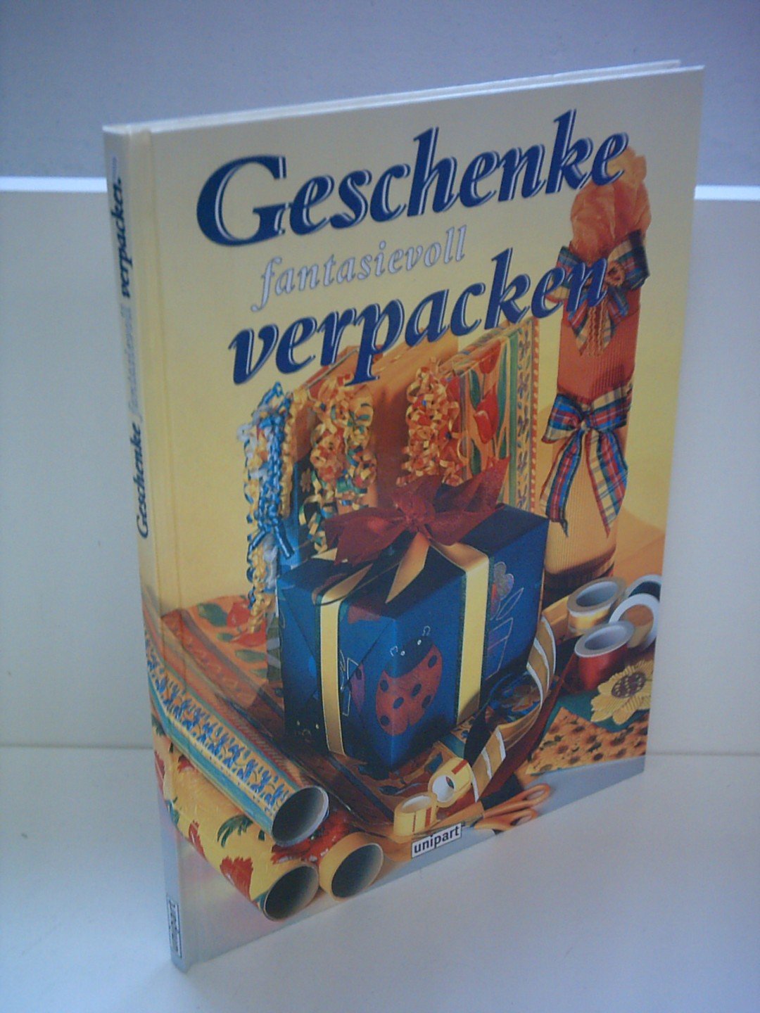 Geschenke fantasievoll verpacken Hobbies & Crafts