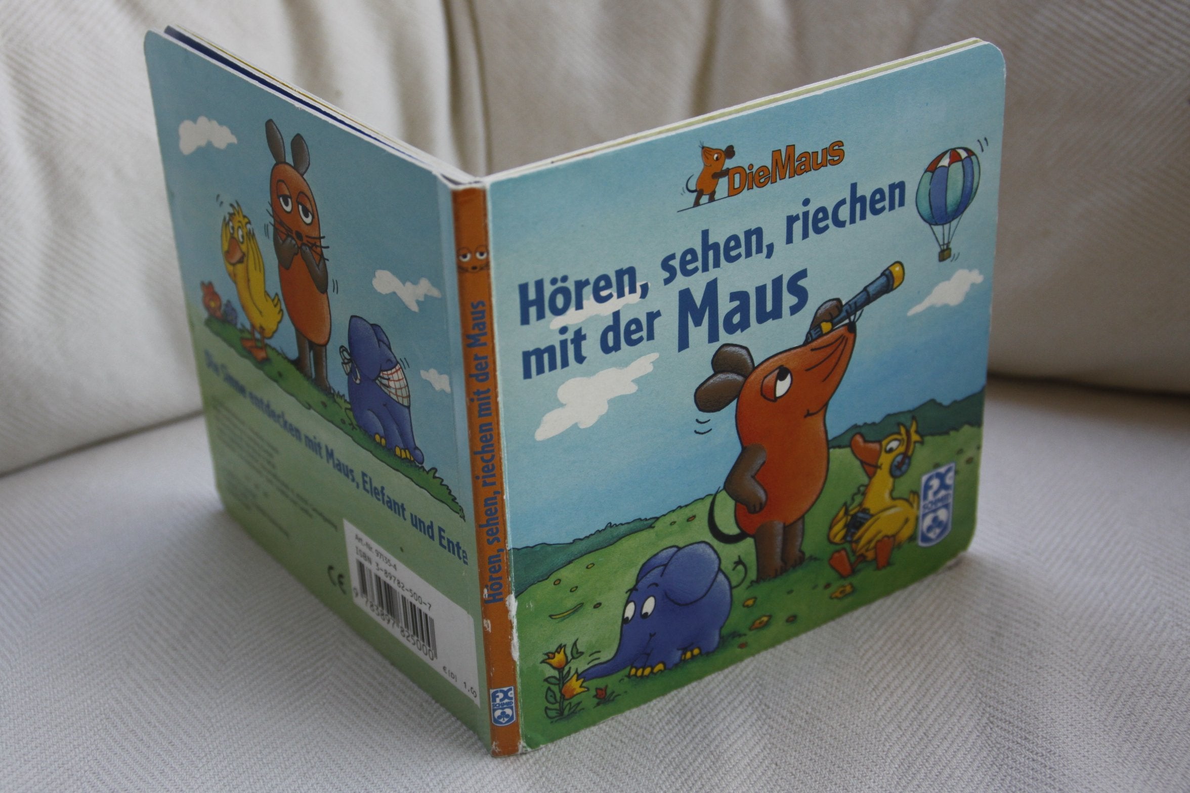 Erste Geschichten mit der Maus - Verkaufs-Kassette. Wo ist die Maus /Hören, sehen, riechen mit der Maus /Unterwegs mit der Maus /Ein bunter Ausflug ... die Maus /Einsteigen, losfahren mit der Maus Books