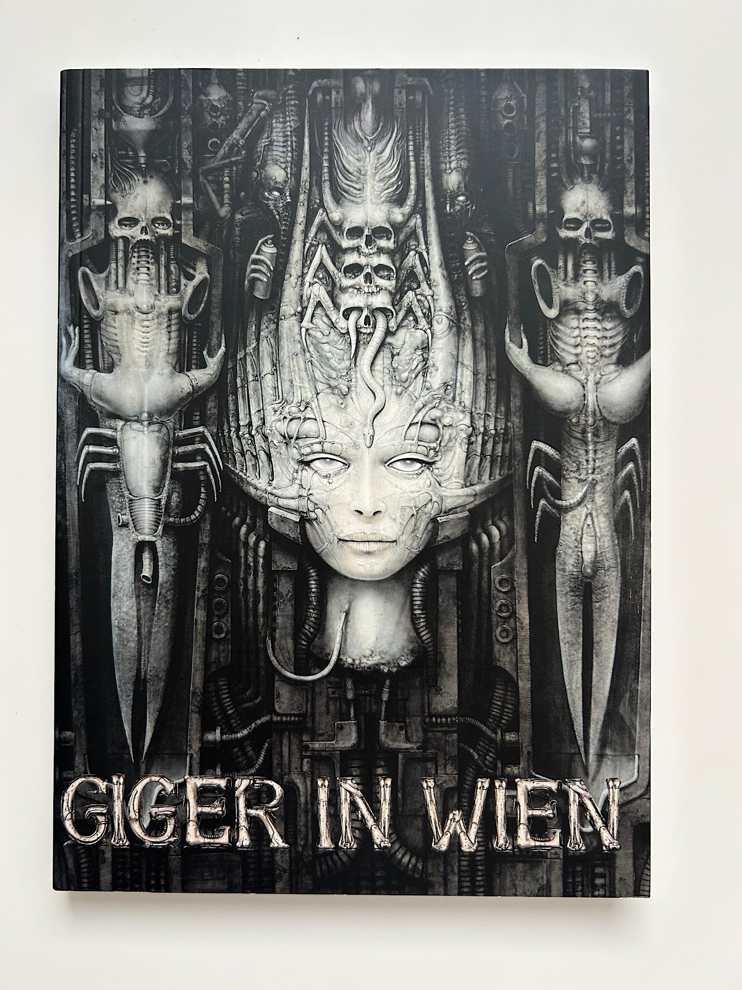 Giger in Wien: Katalog zur Ausstellung im KunstHausWien Books