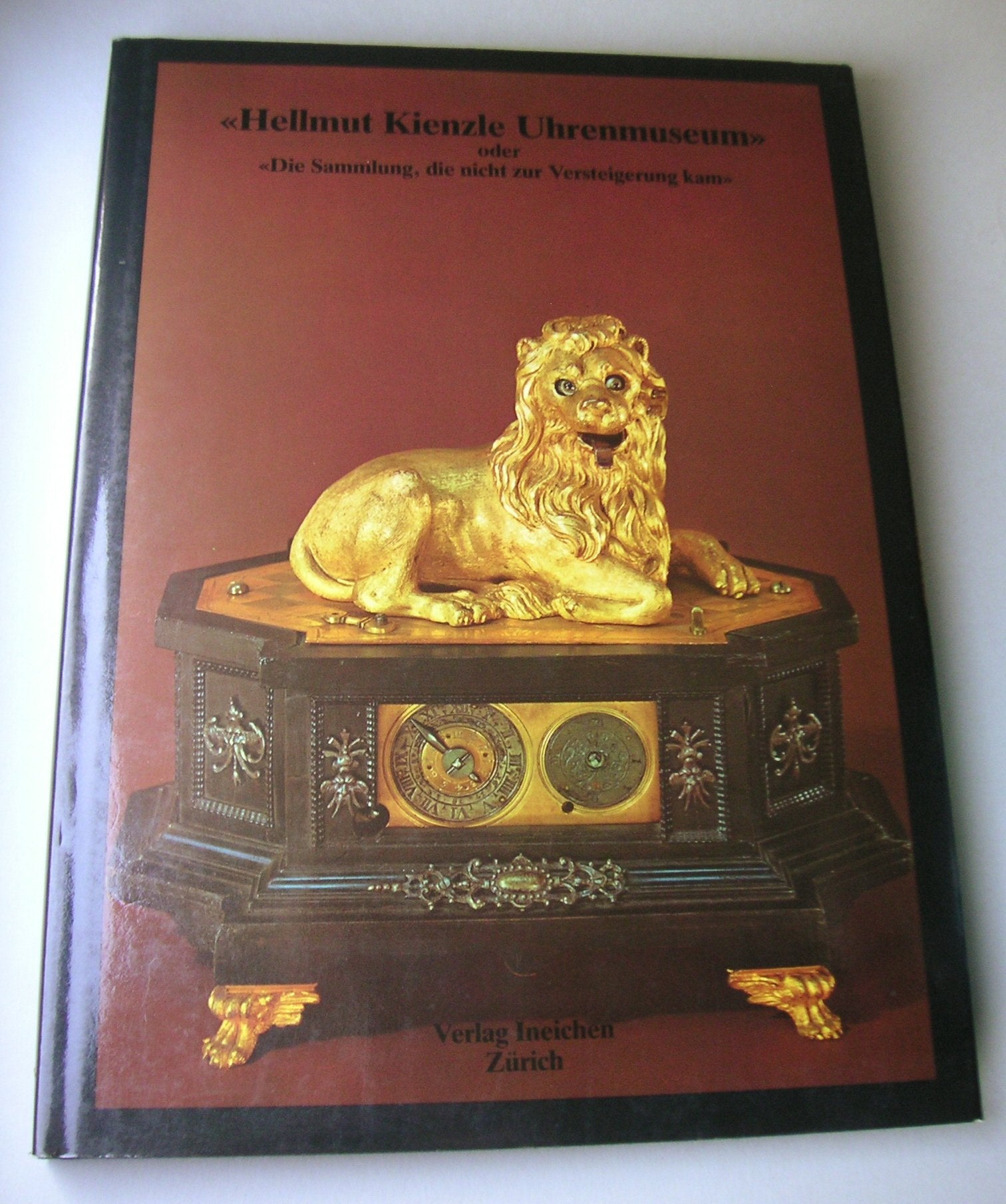 Uhrensammlung. Hellmut-Kienzle-Uhrenmuseum. Professional & Reference Books