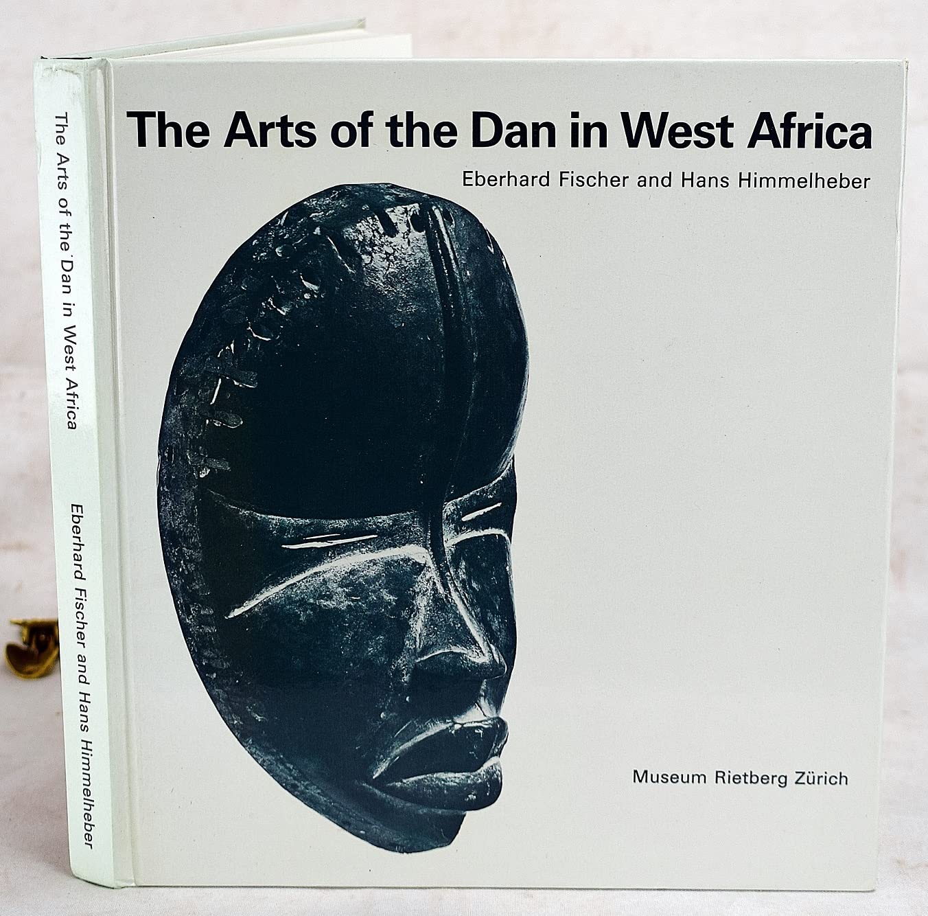 The arts of the Dan in West Africa Books