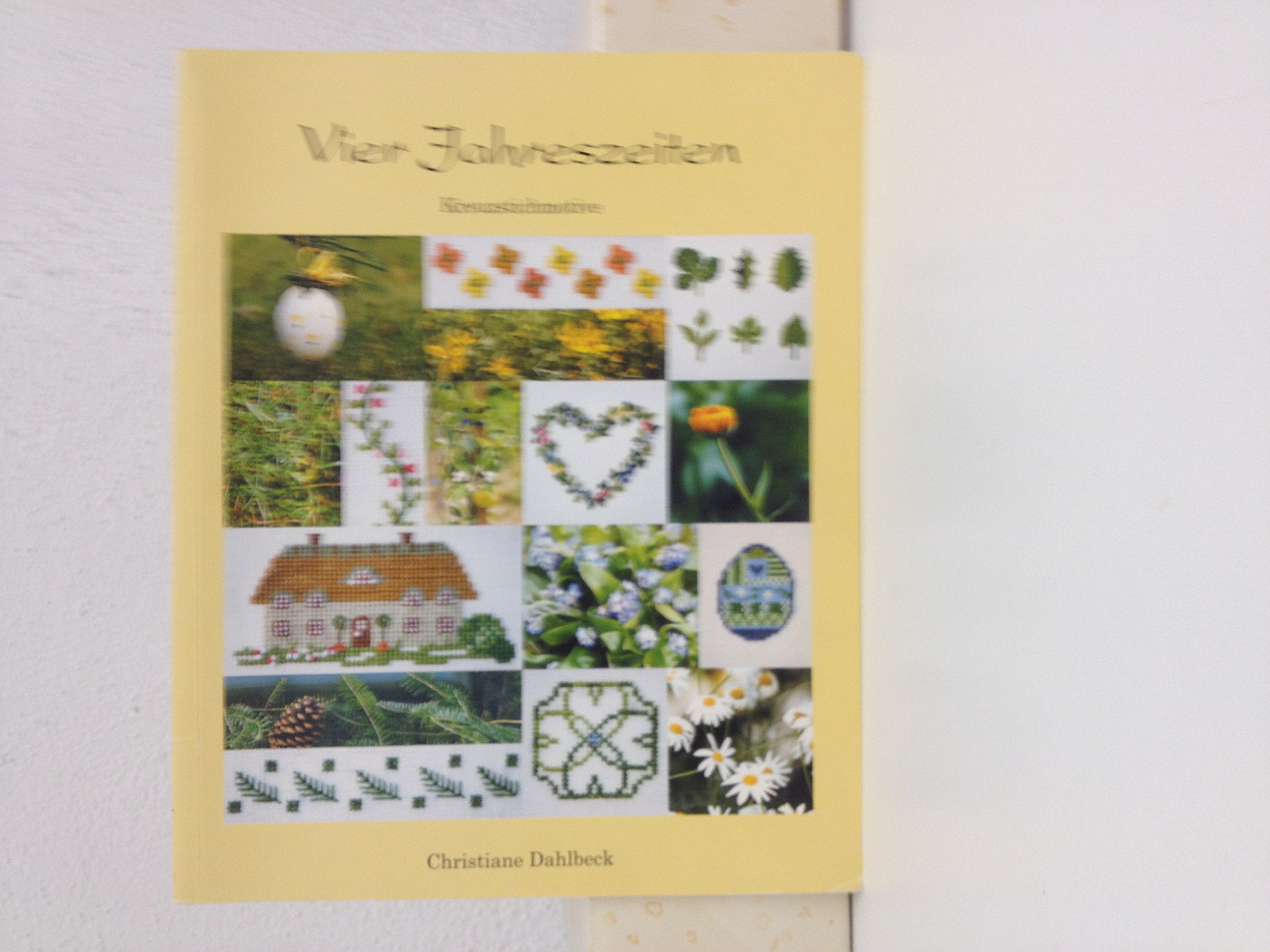 Vier Jahreszeiten - Kreuzstichmotive Books