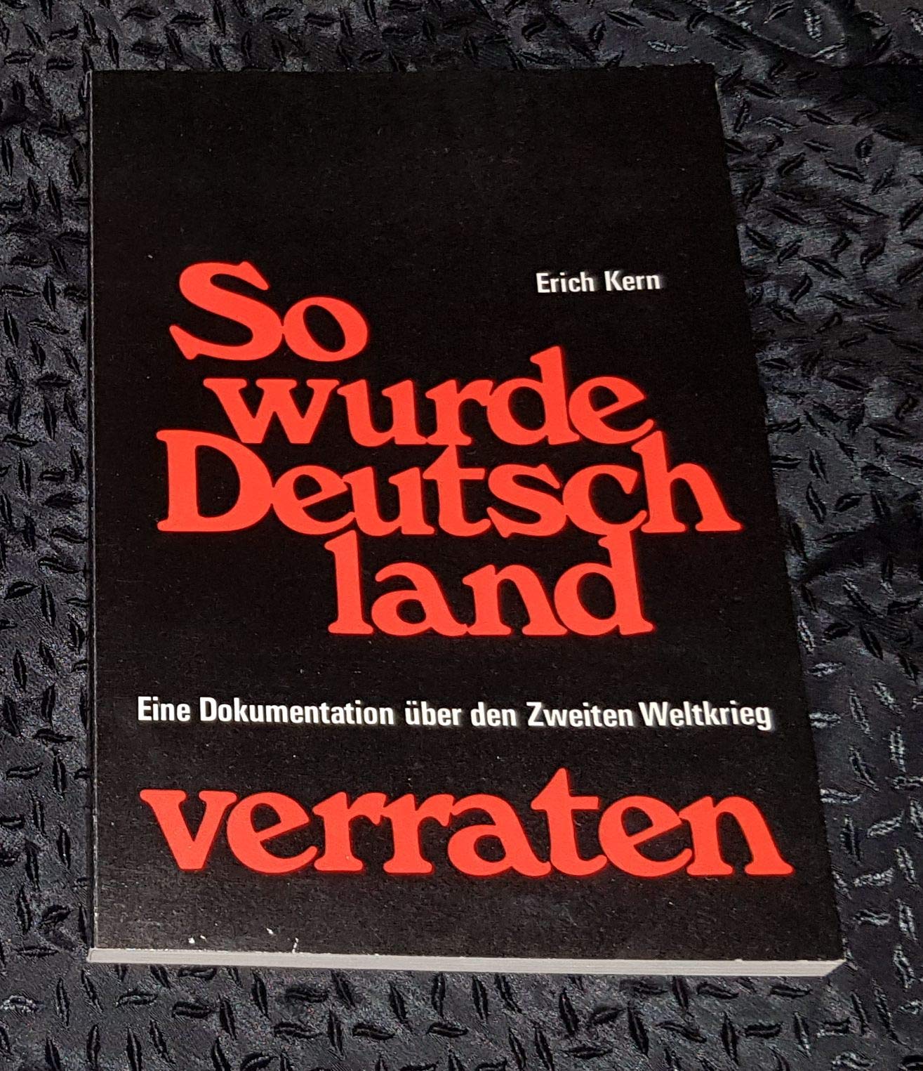 So wurde Deutschland verraten. Eine Dokumentation über den Zweiten Weltkrieg: Der Zweite Weltkrieg zwischen Teutoburger Wald und Leine Politics & History