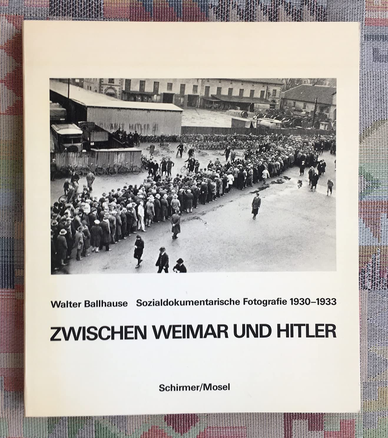 Zwischen Weimar und Hitler. Sozialdokumentarische Fotografie 1930 - 1933 Social Sciences