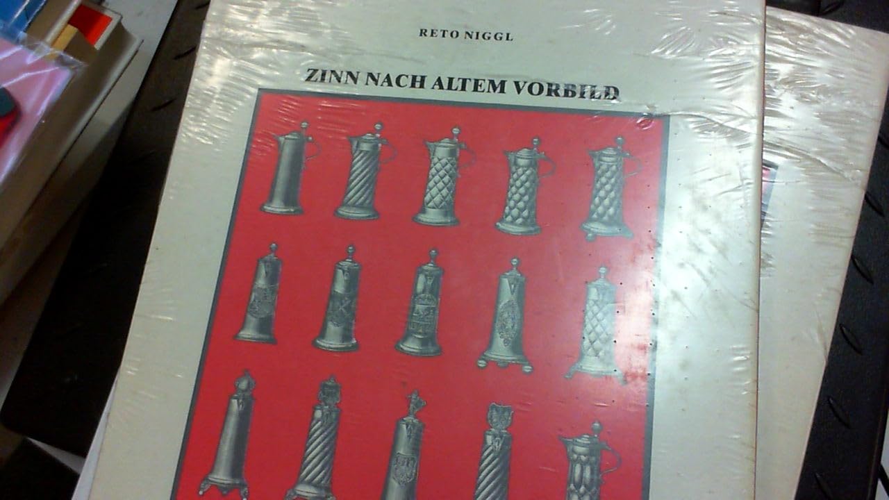Zinn nach altem Vorbild. Beitrag der Familie Weygang zum historischen Handwerk und Fortführung traditioneller Formen in die Gegenwart Books