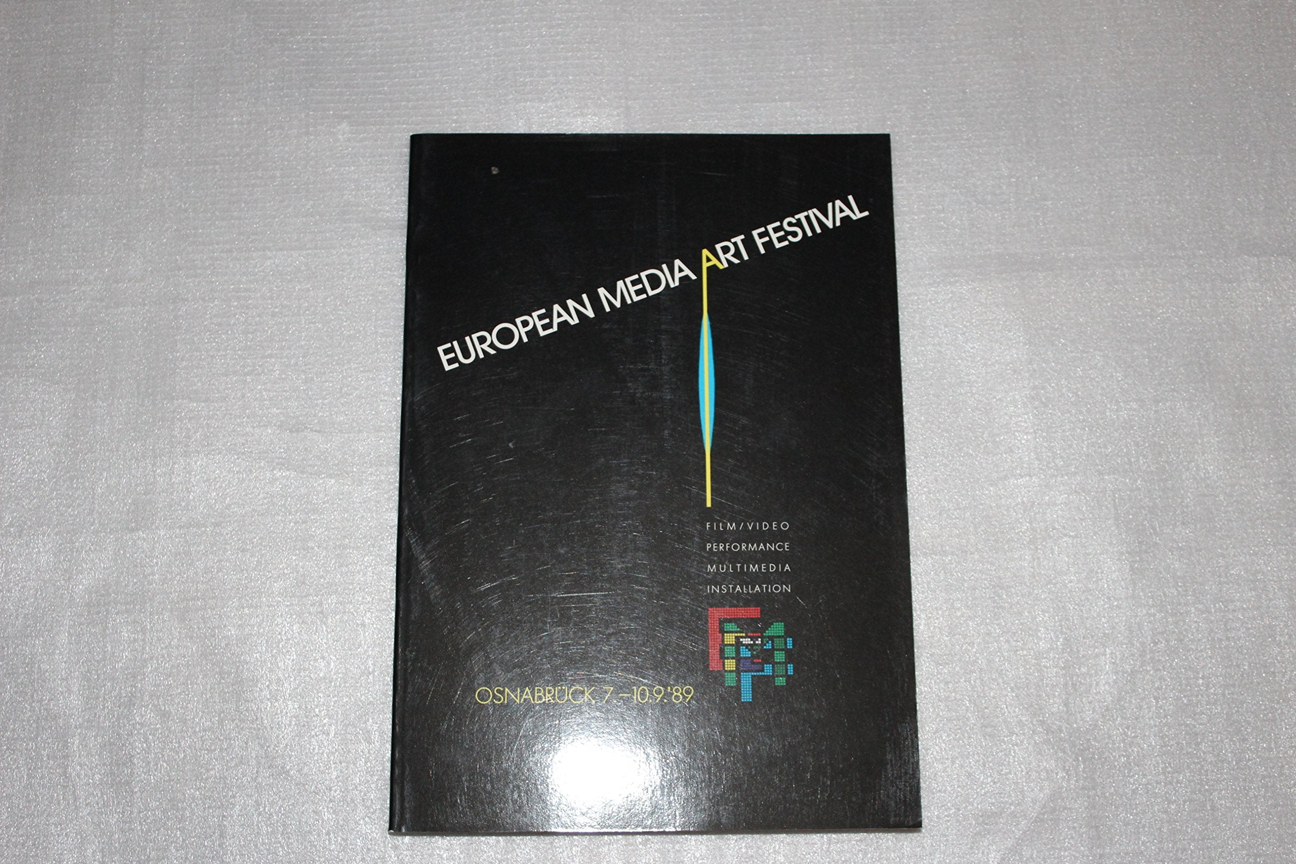 European Media Art Festival: Katalog 1989. Festivalkatalog und Anthologie zur Medienkunst. 2. Europäisches Medienkunst Festival, Osnabrück, 7.-10.9.1989. Dt. /Engl. Law