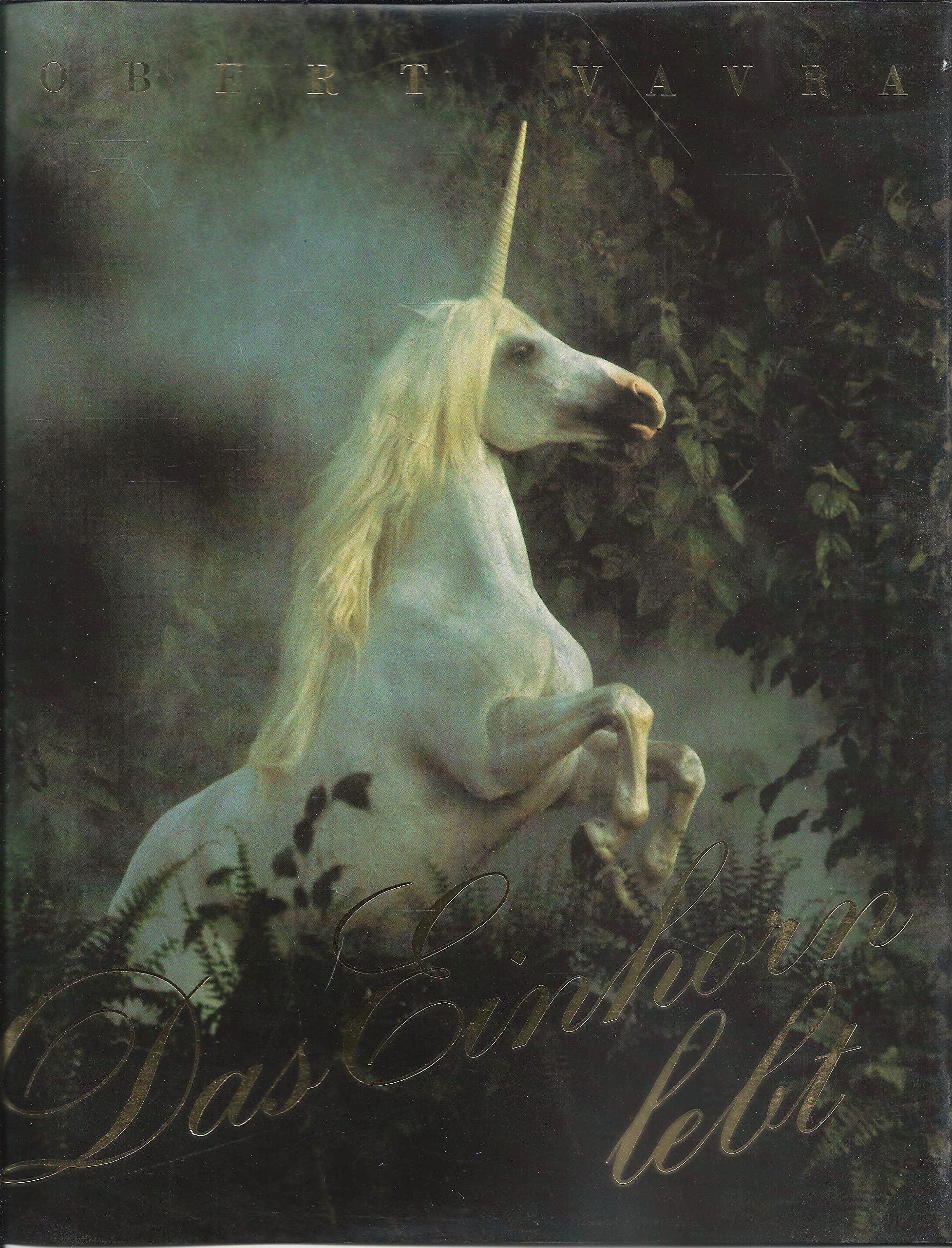 Das Einhorn lebt. Eine Foto- Fantasie Film, Art & Culture