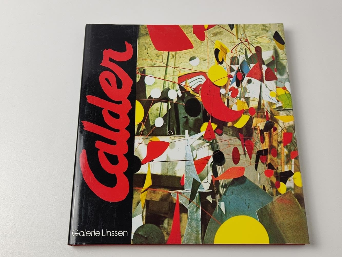 Calder (1898 - 1976). Retrospective / December 1987 - January 1988 / Linssen Gallery Reference Books