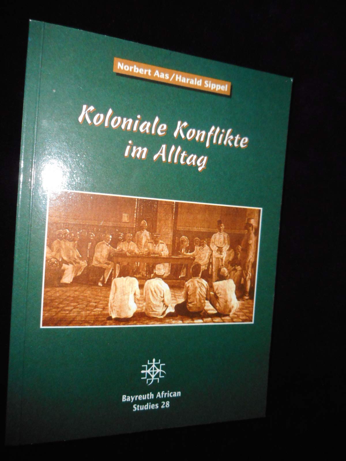 Koloniale Konflikte im Alltag: Eine rechtshistorische Untersuchung der Auseinandersetzung des Siedlers Heinrich Langkopp mit der Kolonialverwaltung in ... (Bayreuth African Studies Series, Band 28) Social Sciences