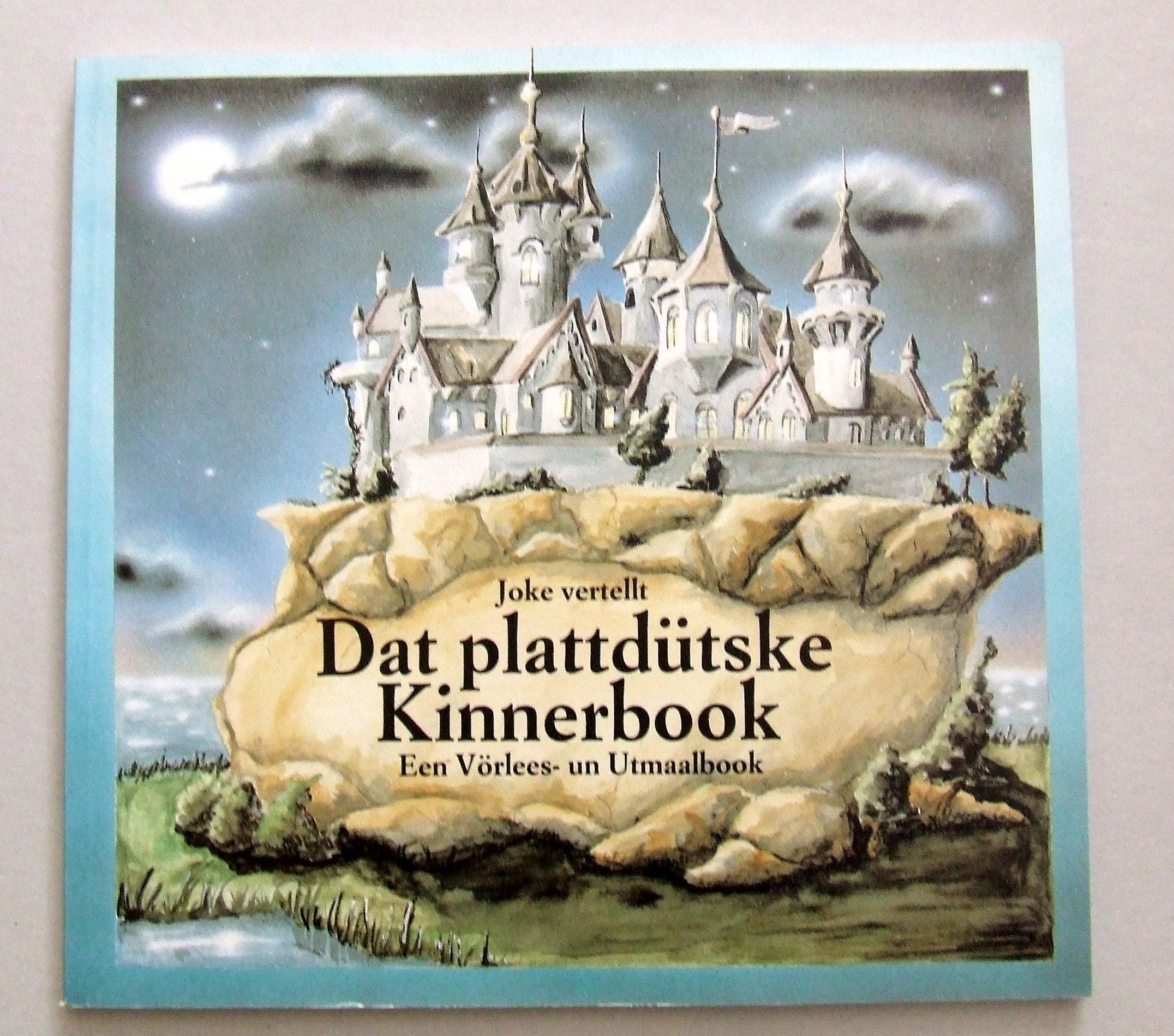 Dat plattdütshe Kinnerbook: Een Vorlees- und Utmaalbook Books