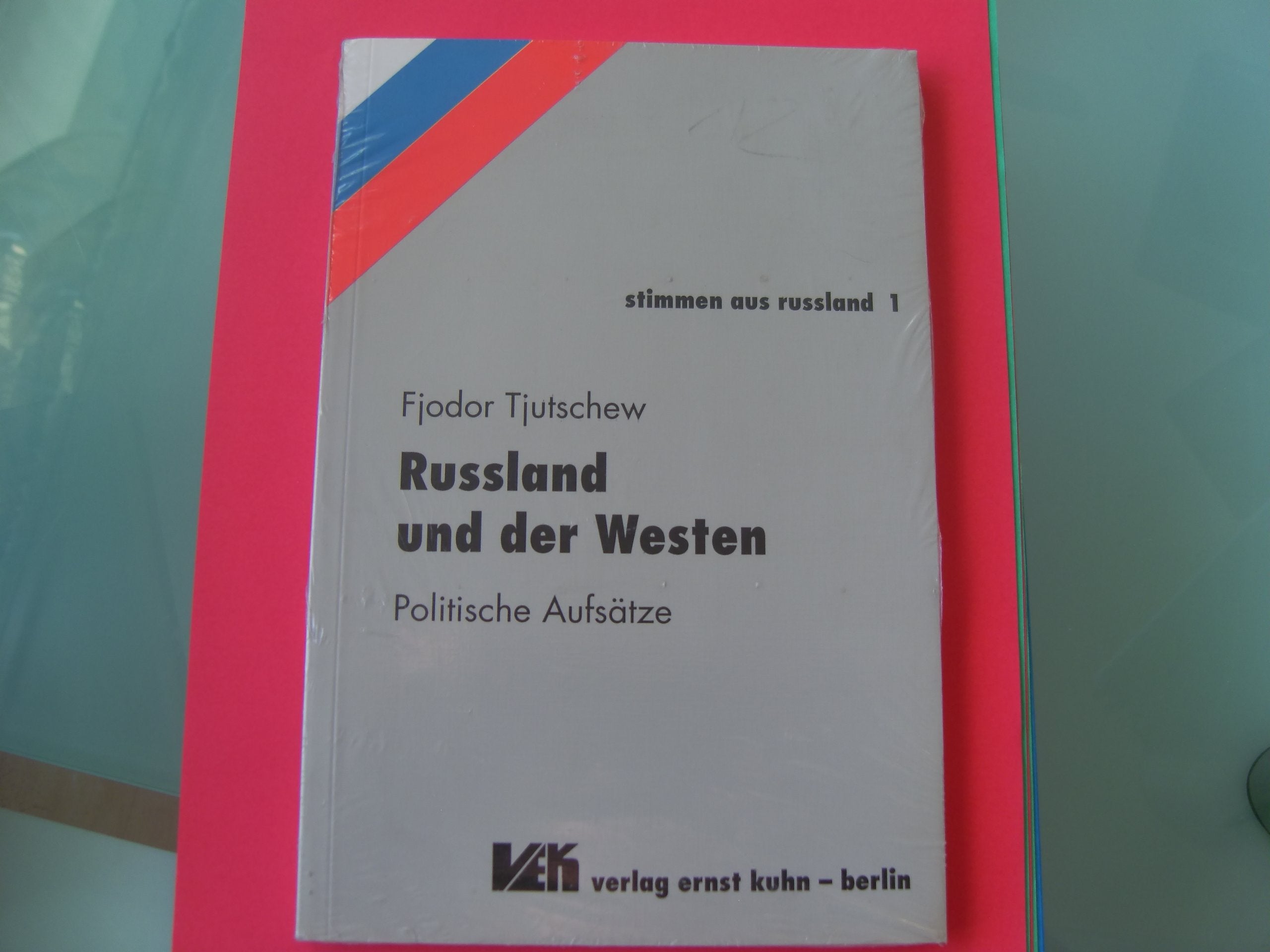 Russland und der Westen: Politische Aufsätze: Politische Aufsätze. Hrsg., übers. u. Vorw. v. Michael Harms Politics & History