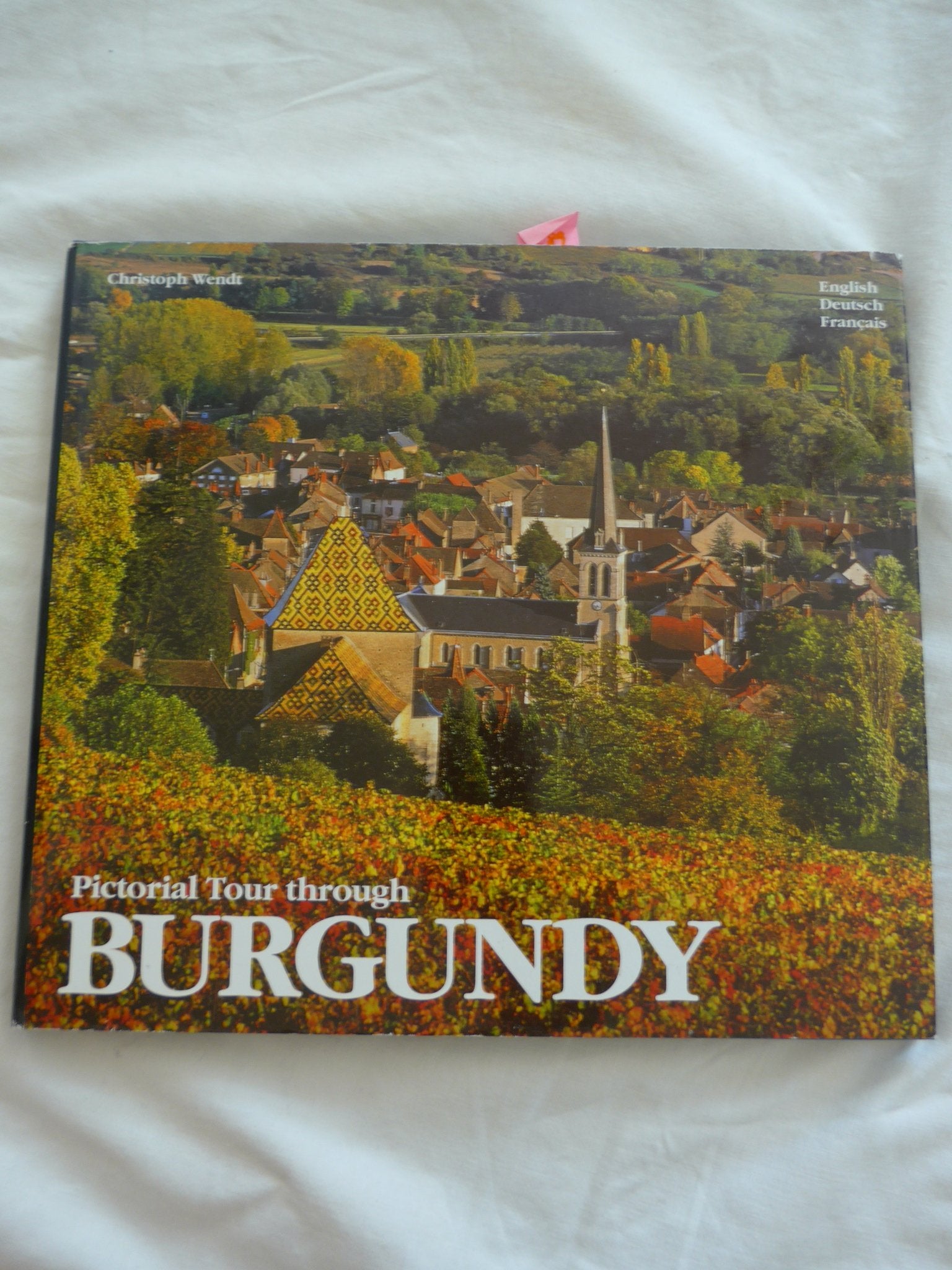 Pictorial Tour Through Burgundy Leisure, Home & Garden