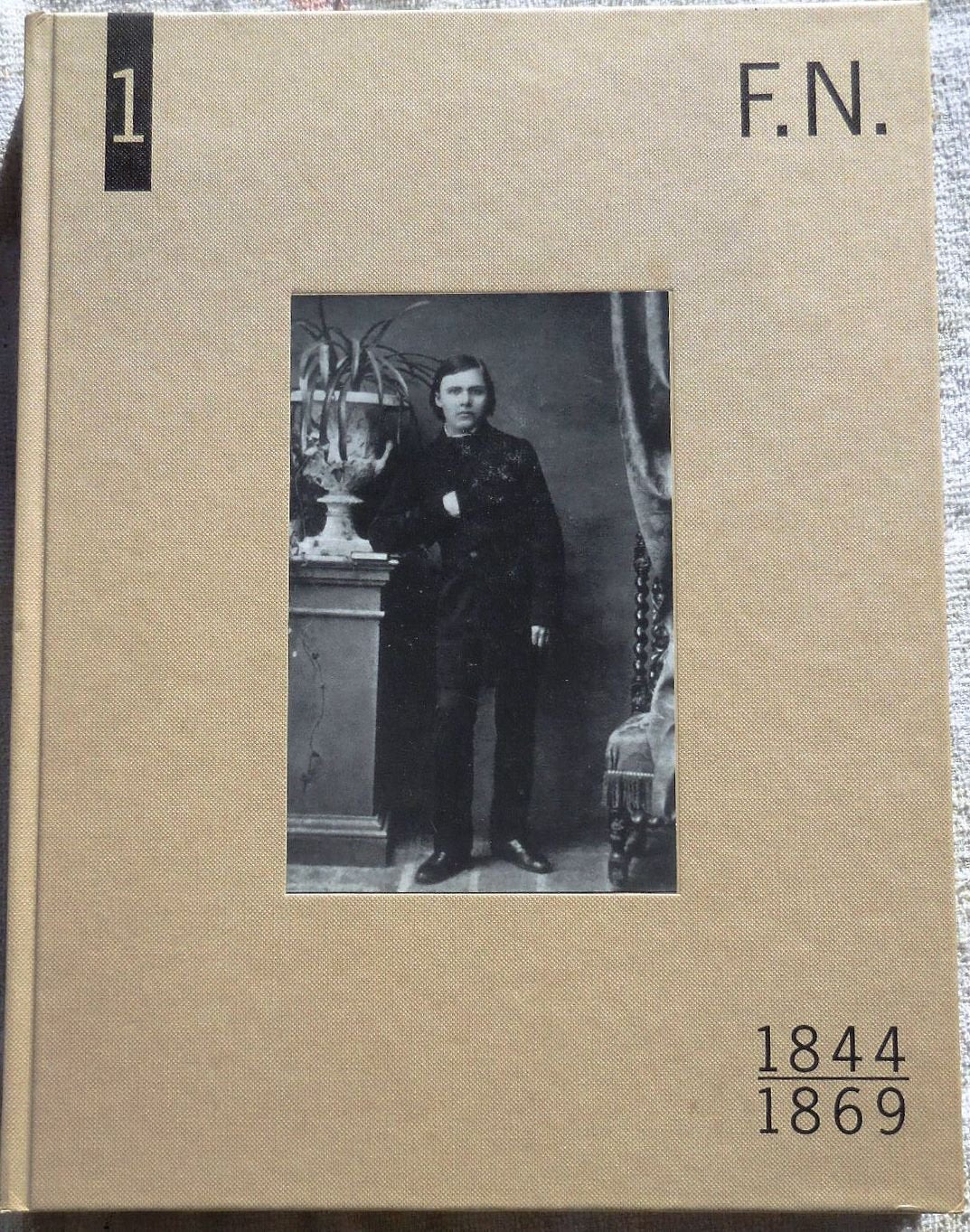 Spurensuche. Die Lebensstationen Friedrich Nietzsches 1844 - 1869 Books
