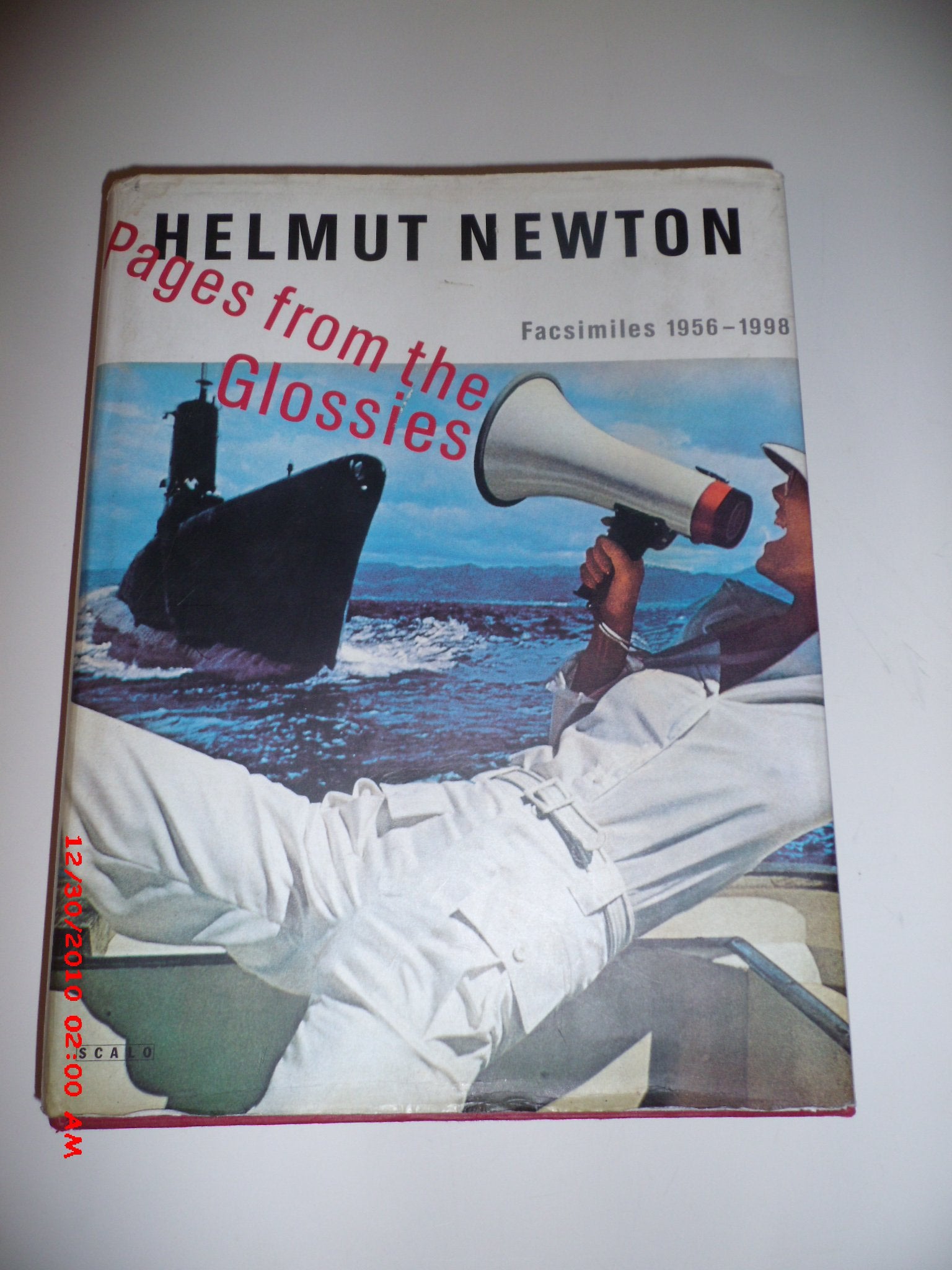 Hemut Newton: Pages from the Glossies Books