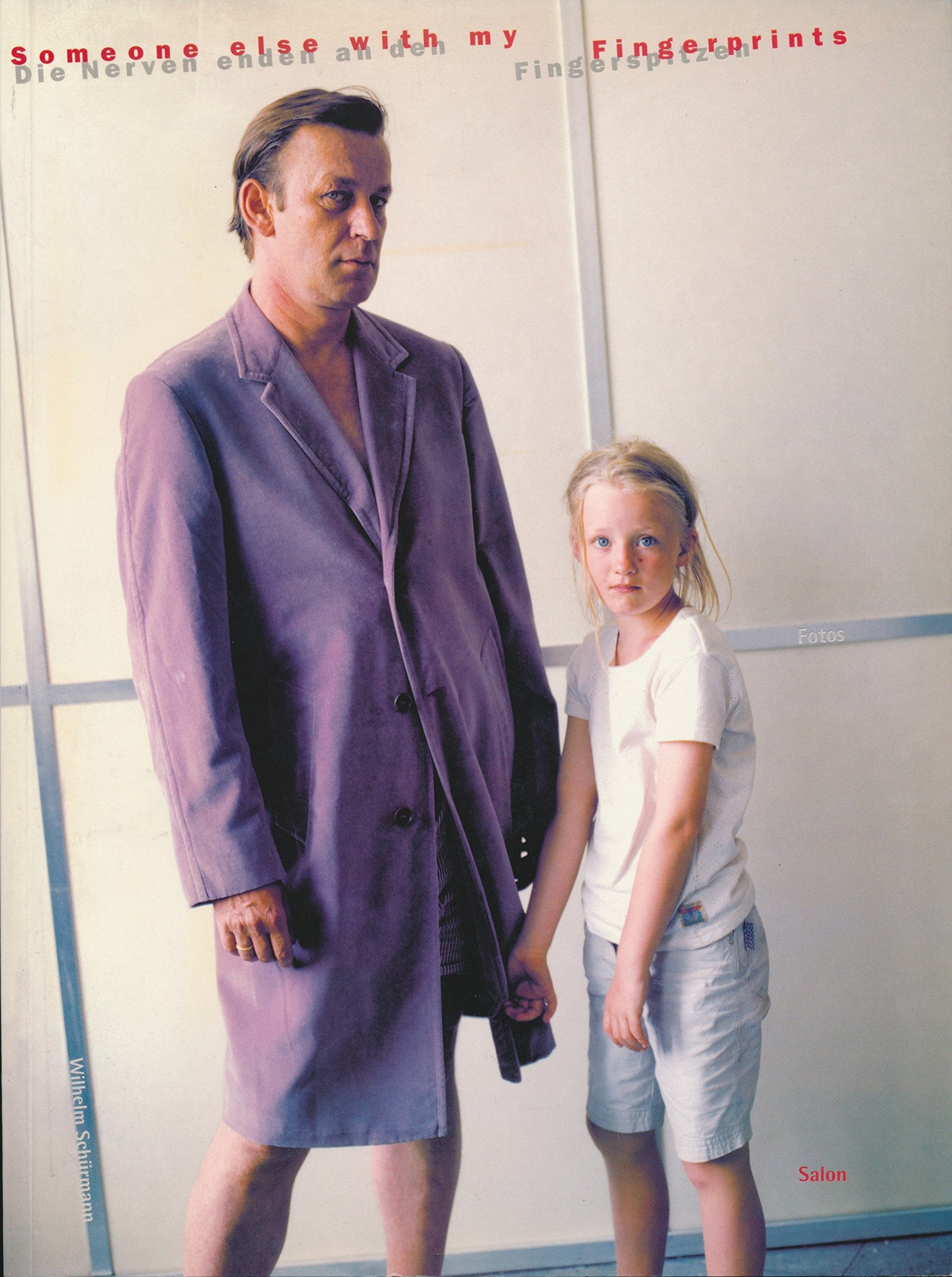 Die Nerven enden an den Fingerspitzen /Someone else with my fingerprints: Ausstellung Someone else with my fingerprints (s.e.w.m.f.) 1997-1998. Ausstellungskatalog Film, Art & Culture