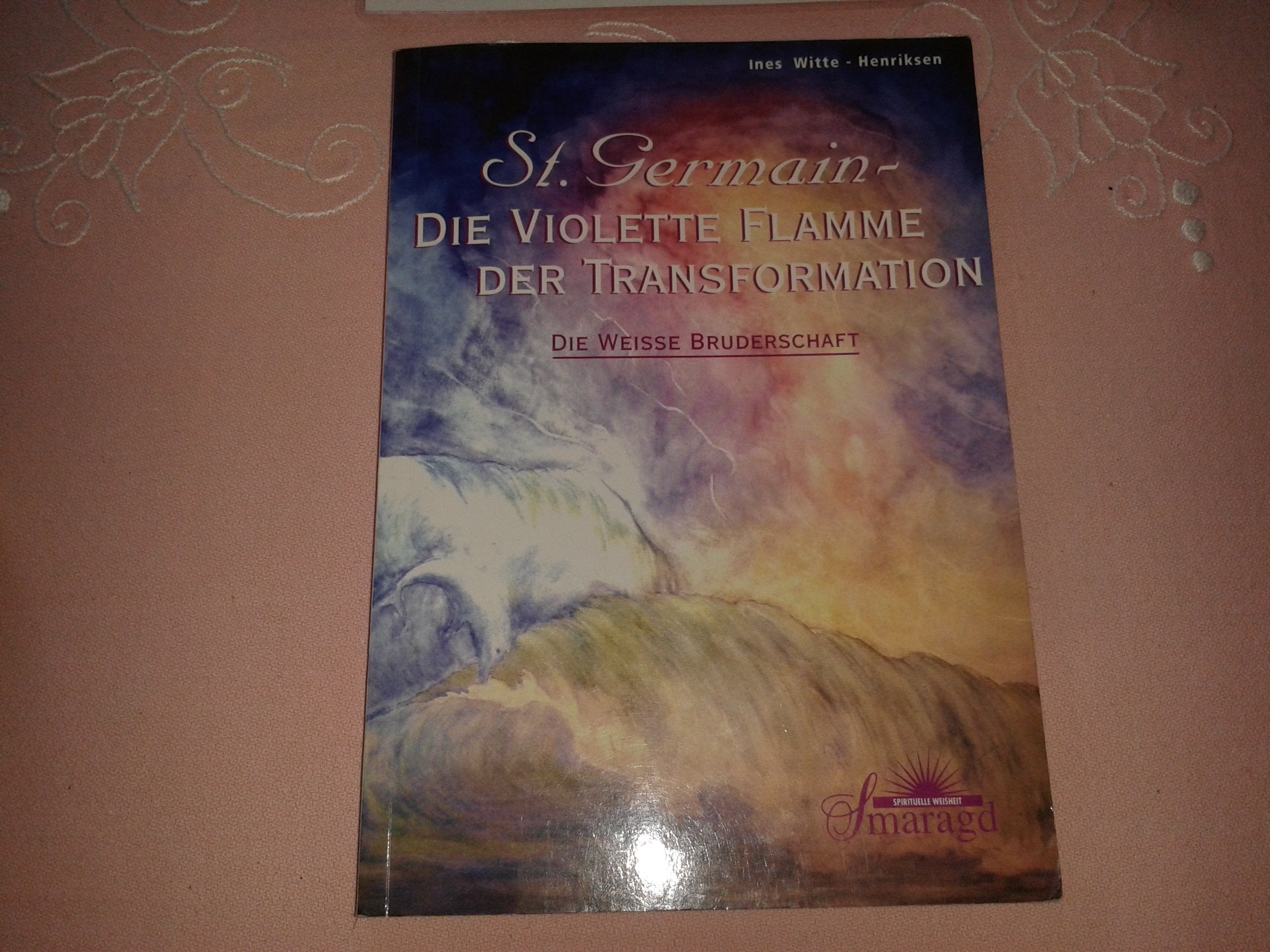 Die violette Flamme der Transformation Religion & Esotericism