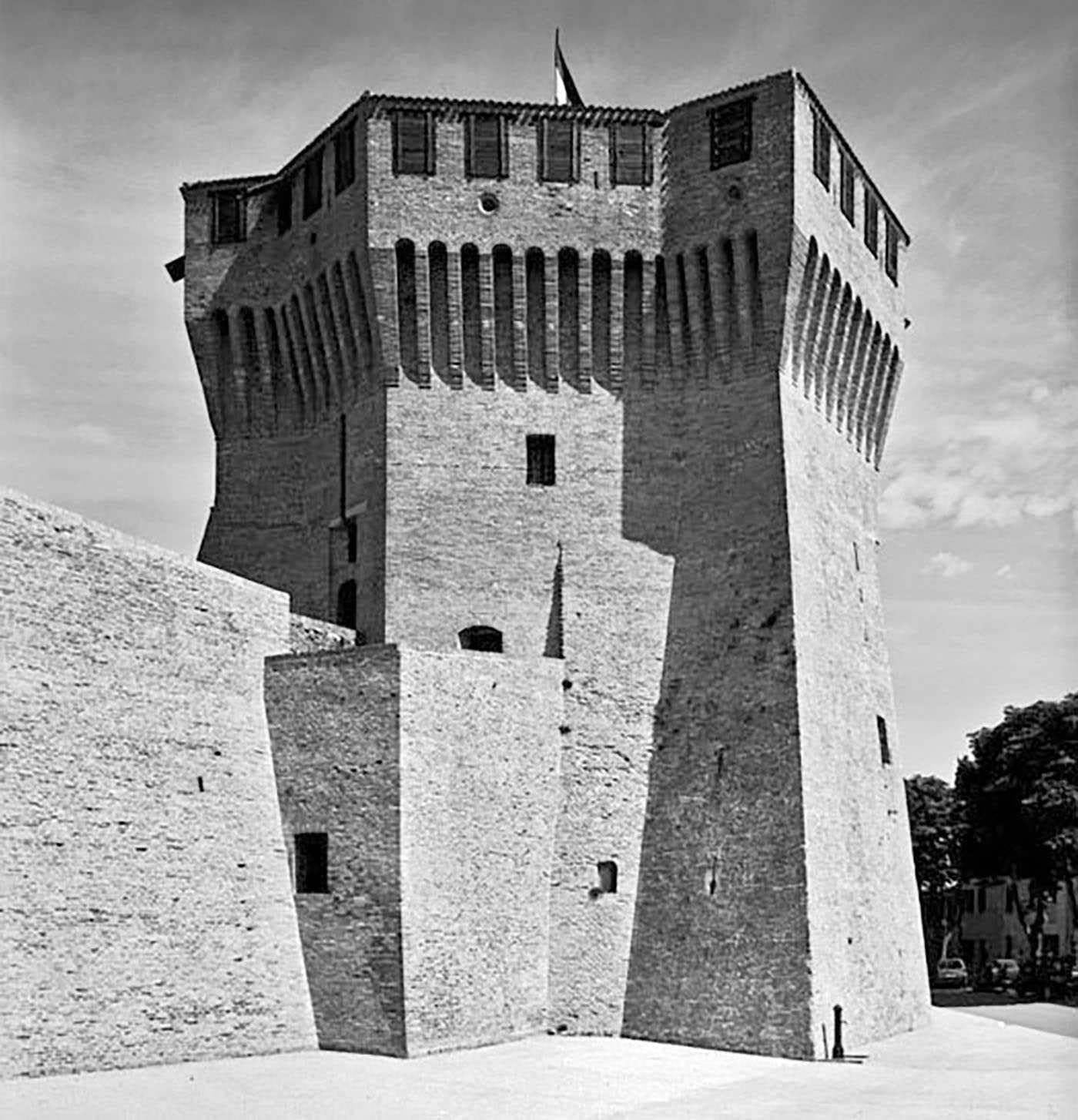 Zeichen des Wehrhaften / Martial Signifiers: Festungsbauten von Francesco di Giogio Martini / Fortress Complexes by Francesco di Giorgio Martini Architecture