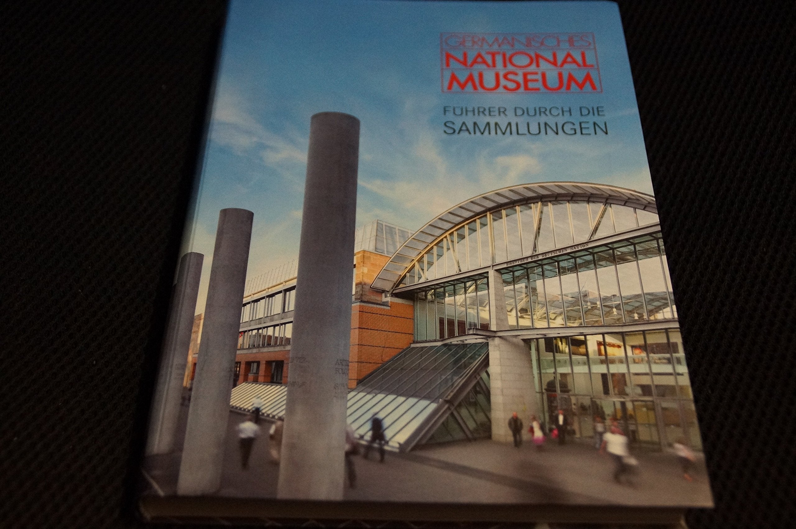 Germanisches Nationalmuseum – Führer durch die Sammlungen (Jahresgabe für die Mitglieder und Förderer des Germanischen Nationalmuseums) Film, Art & Culture