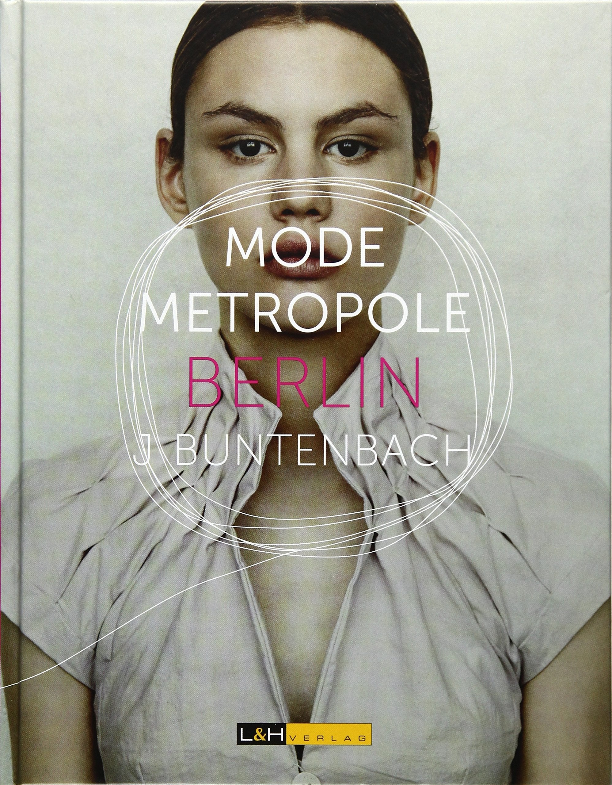 Mode Metropole Berlin Second-hand books on film, art and culture