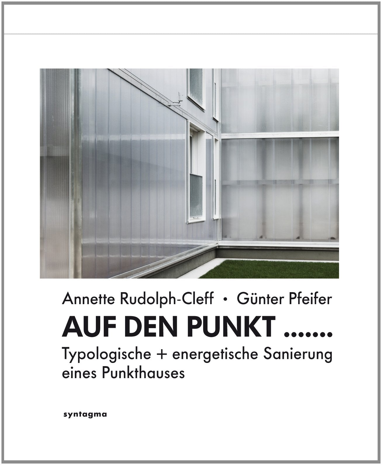 Auf den Punkt: Typologische + energetische Sanierung eines Punkthauses Architecture