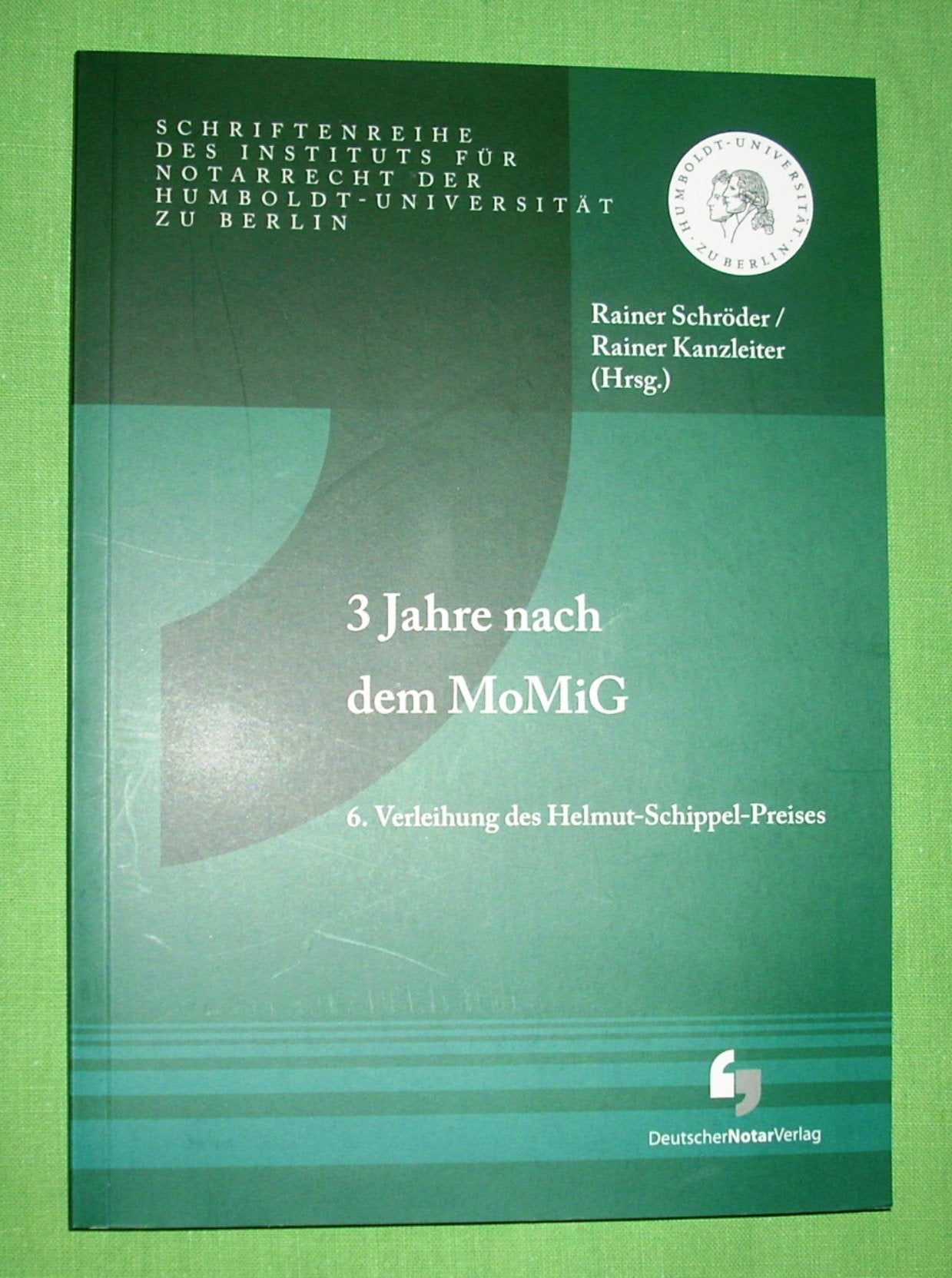 3 Jahre nach MoMig 6. Verleihung Helmut-Schippel-Preis 2012 Books