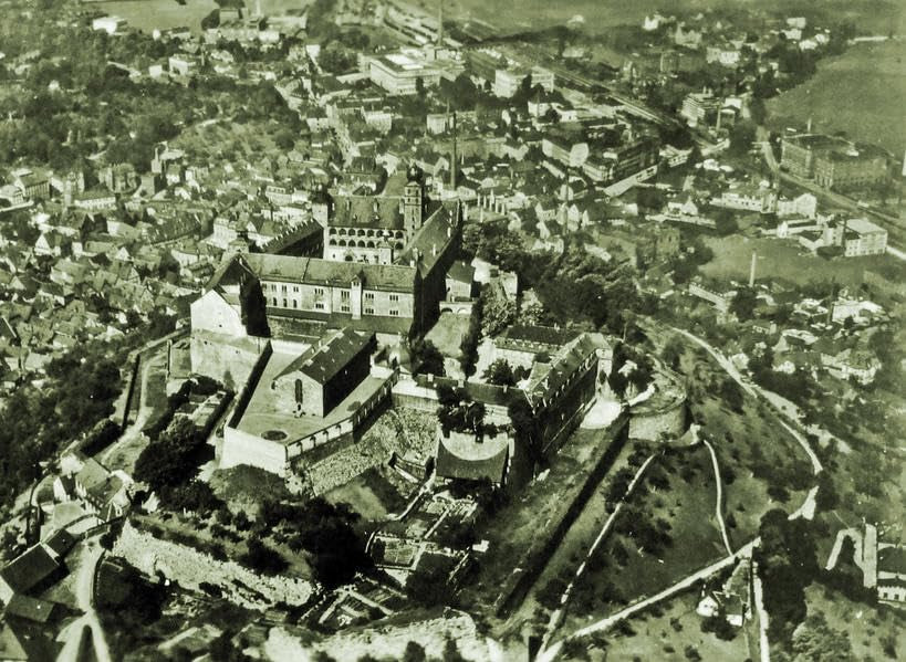 Ein Behälter des Elends: Die Plassenburg als Strafanstalt (1817 - 1928) Politics & History