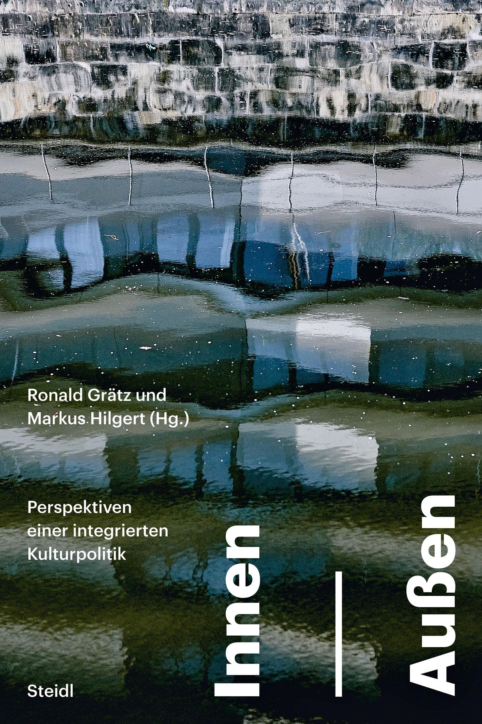 Innen – Außen Law Books
