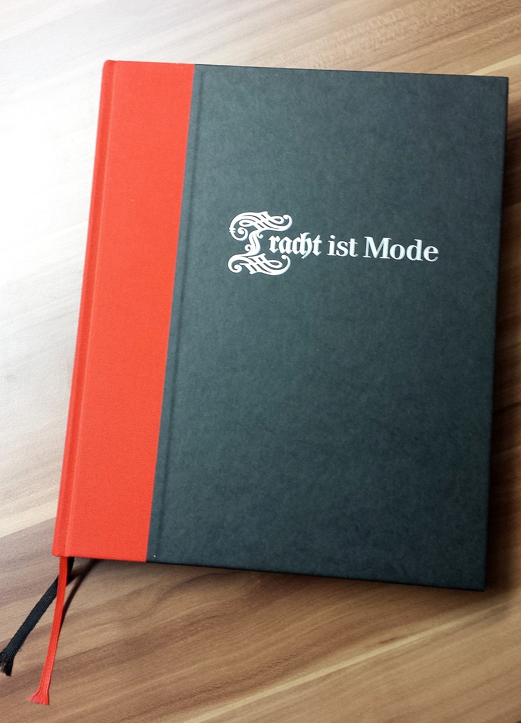 Tracht ist Mode Books