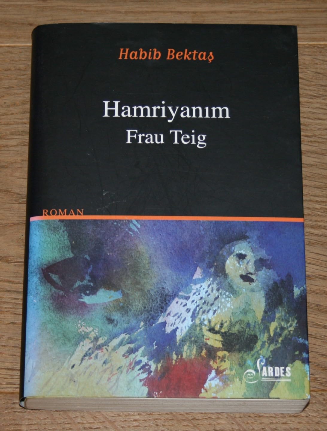 Hamriyanim: Frau Teig Books