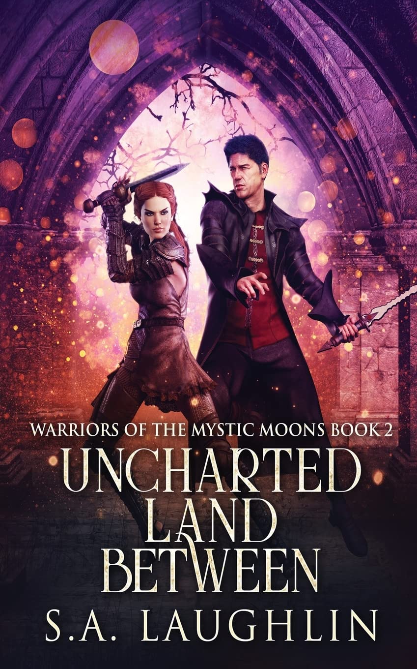 Uncharted Land Between (Warriors of the Mystic Moons, Band 2) Action & Adventure