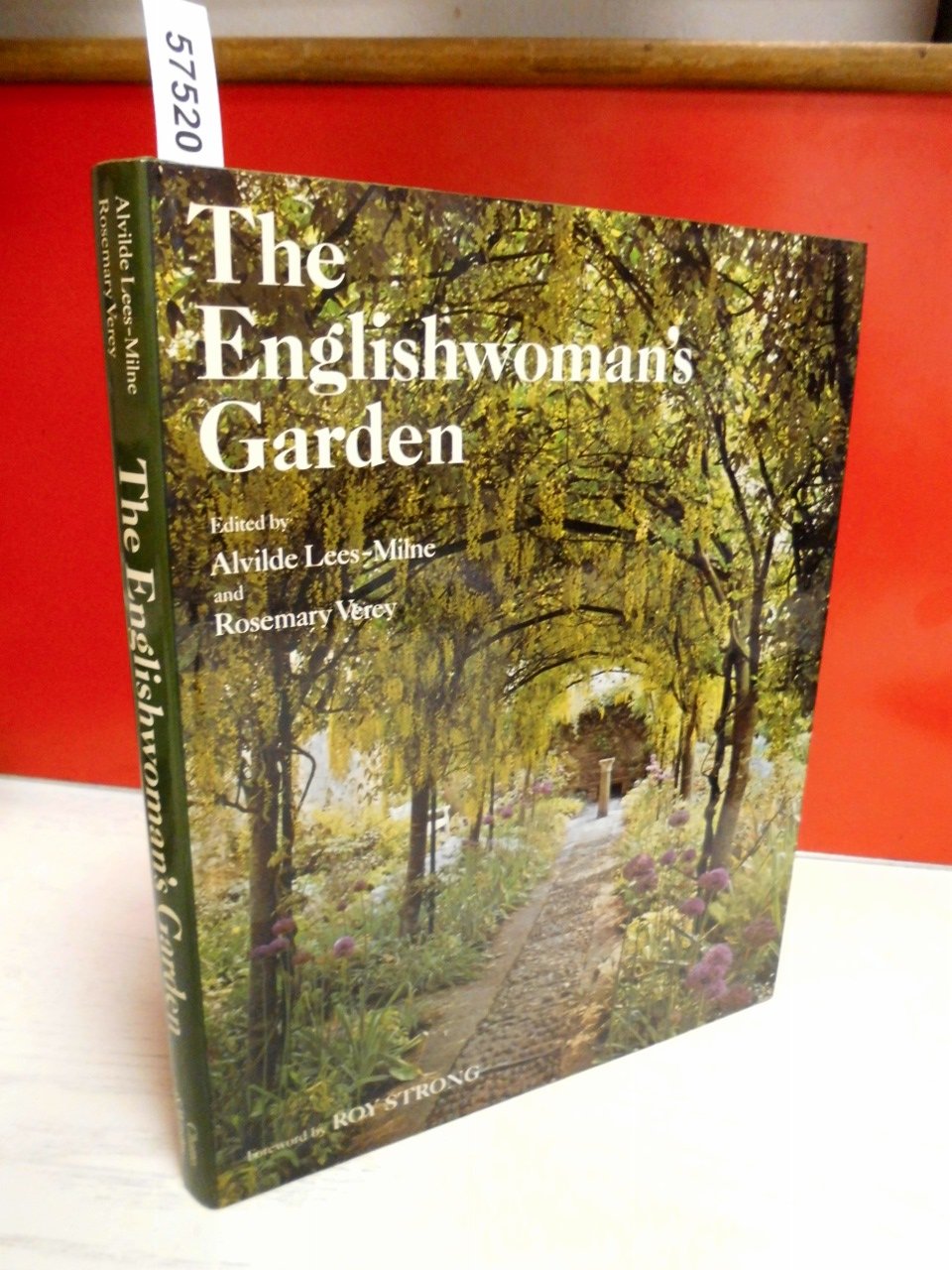 THE ENGLISHWOMAN'S GARDEN Books