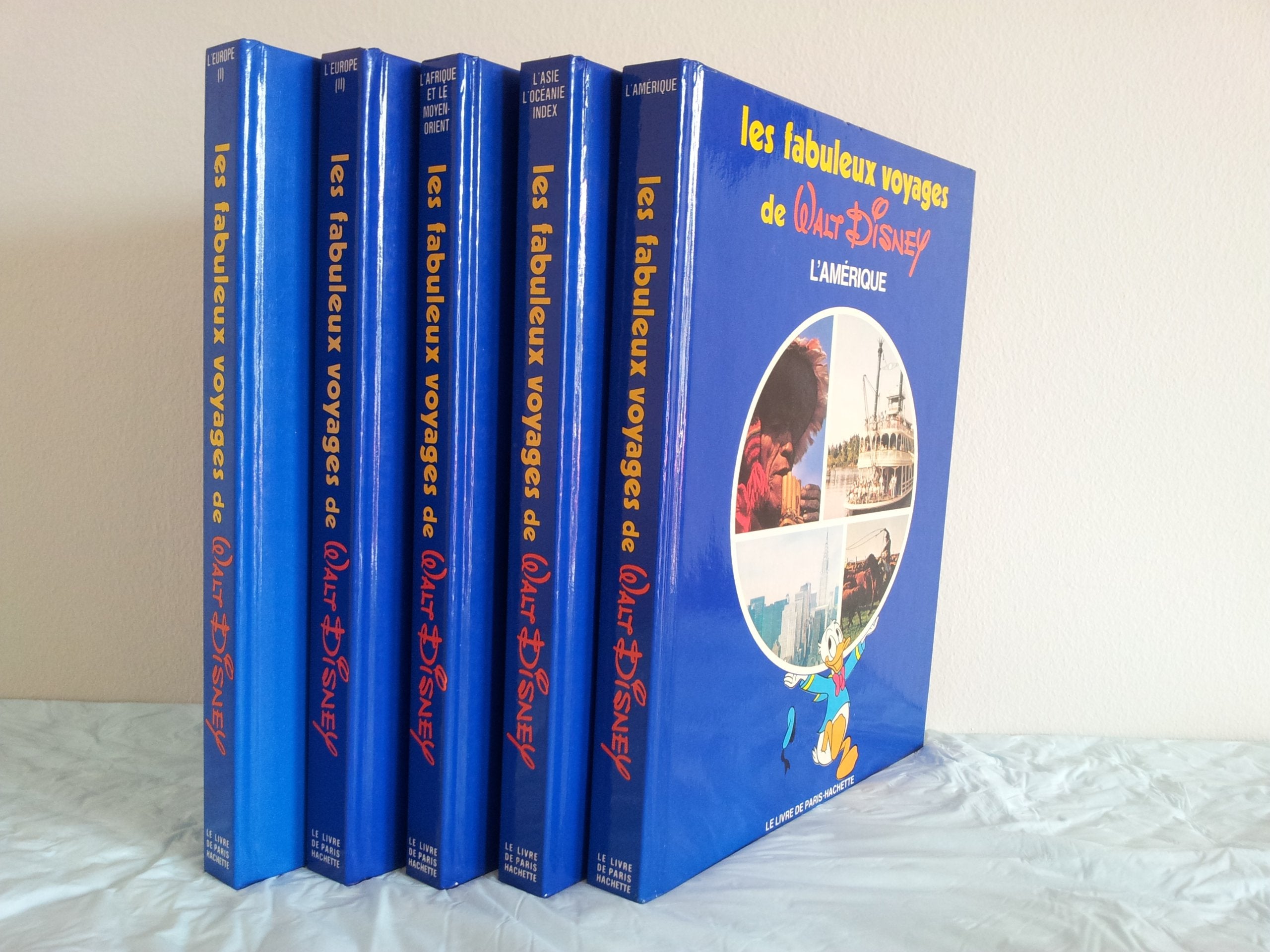 LES FABULEUX VOYAGES DE WALT DISNEY - COLLECTION COMPLETE EN 5 VOLUMES book