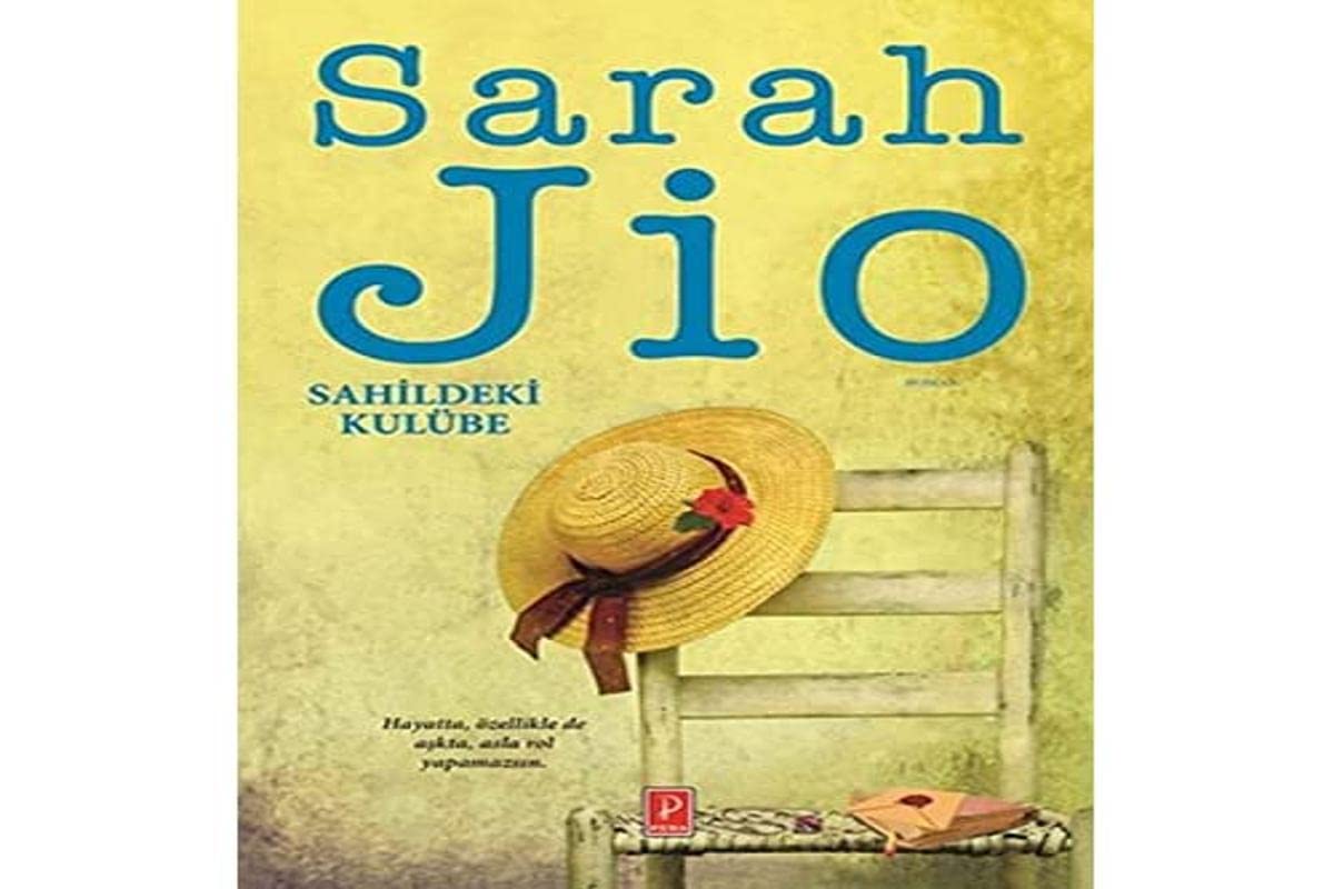 Sahildeki Kulübe Yagmur Sonrasi Historical Fiction