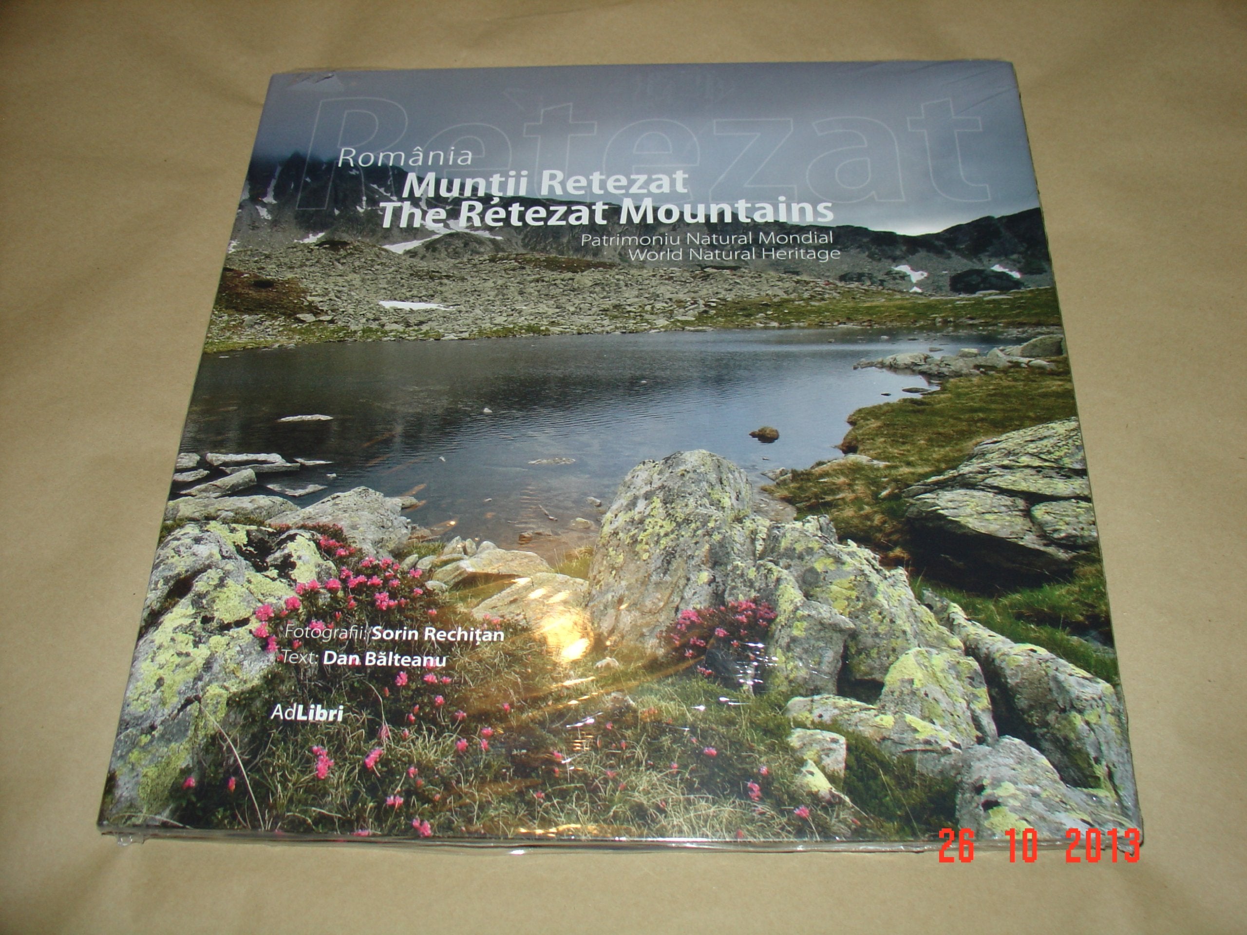 Muntii Retezat (Romana, Engleza) book