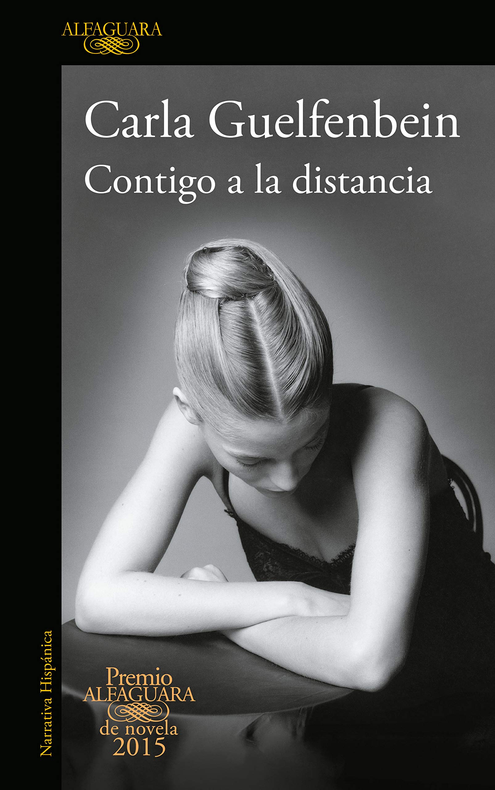 Contigo en la distancia book