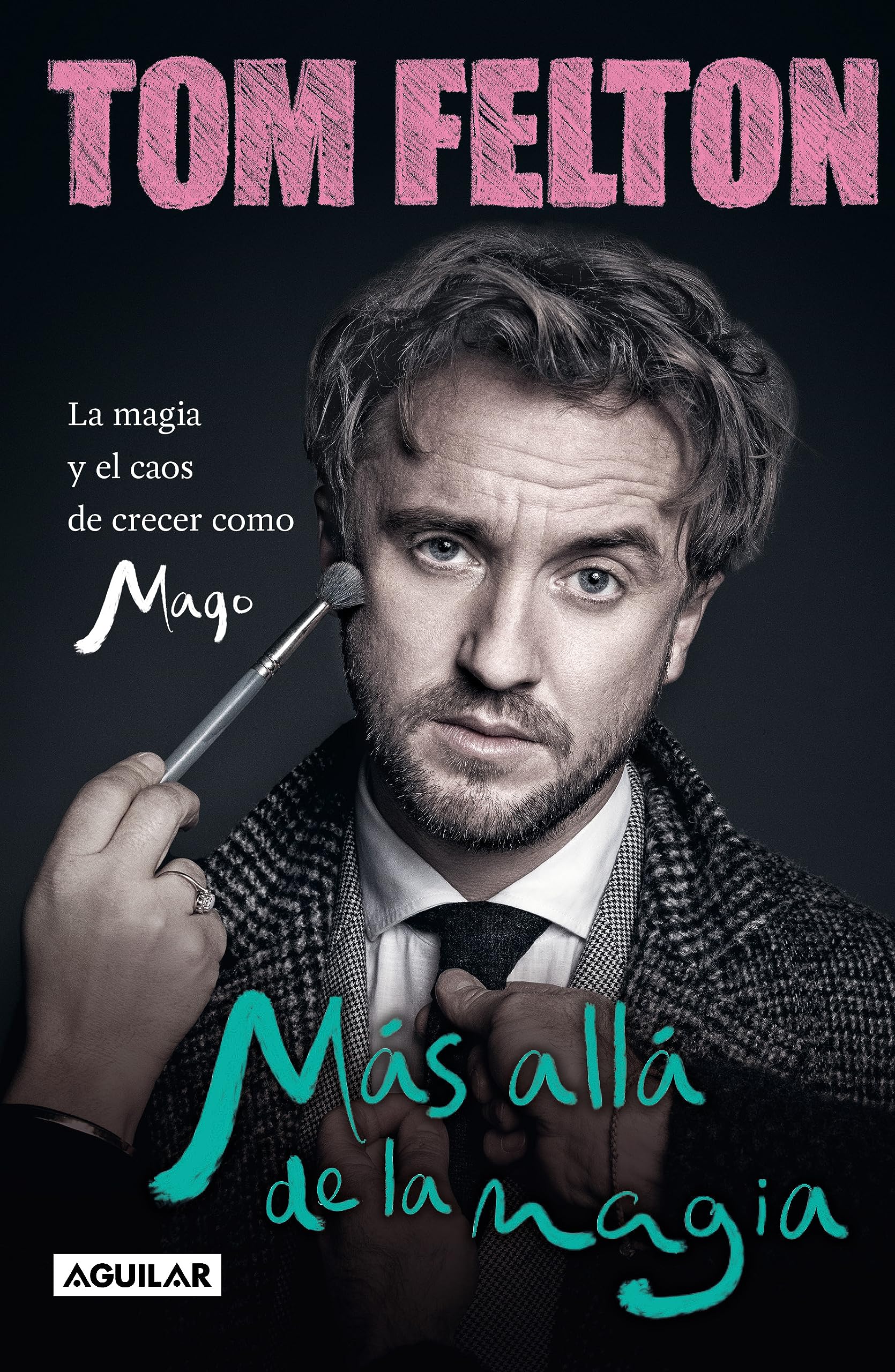 Más allá de la magia: La magia y el caos de crecer como mago / Beyond the Wand: the Magic and Mayhem of Growing Up a Wizard Art & Literature